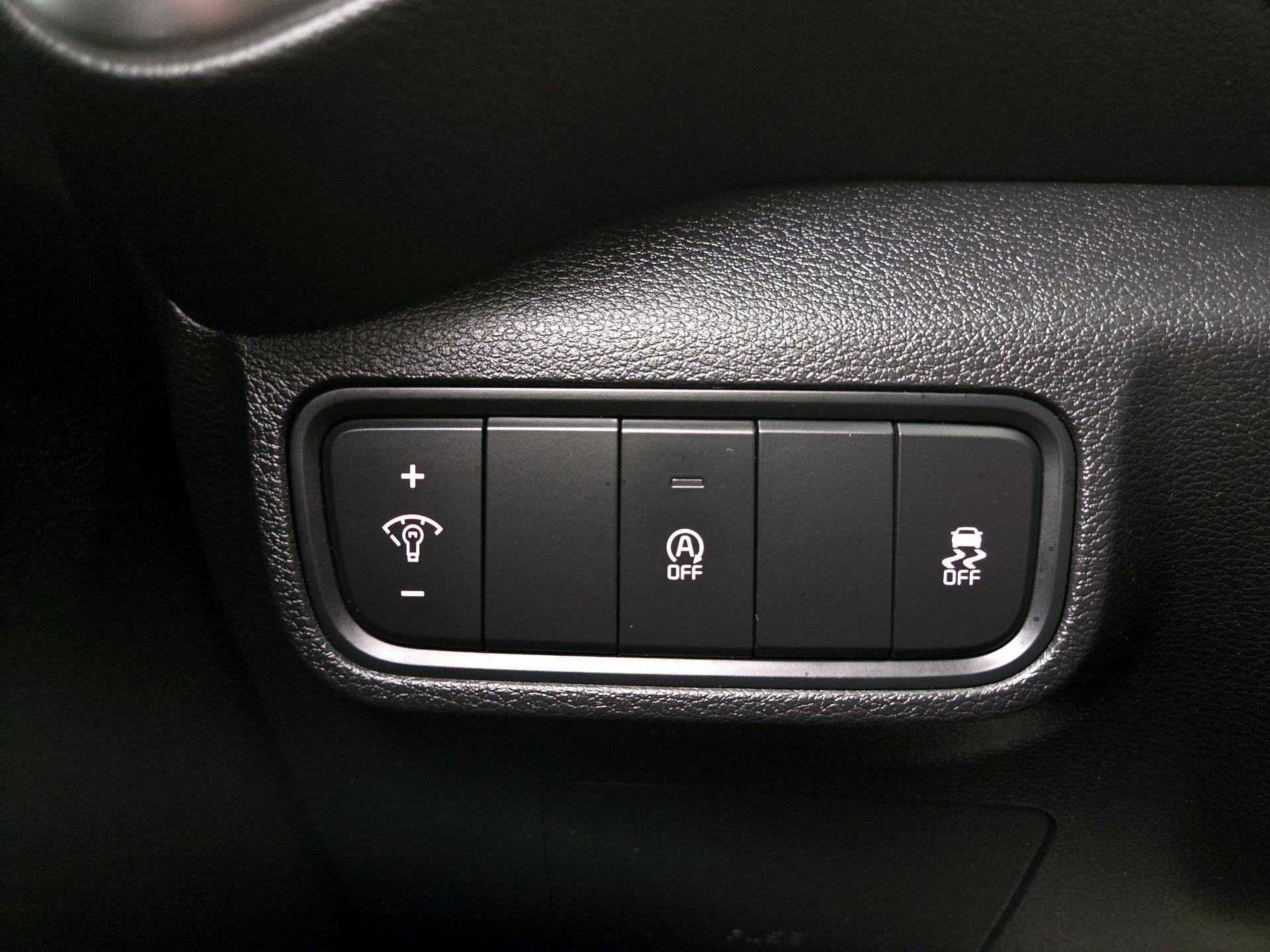 Thumbnail: 2020 Kia Soul - 13