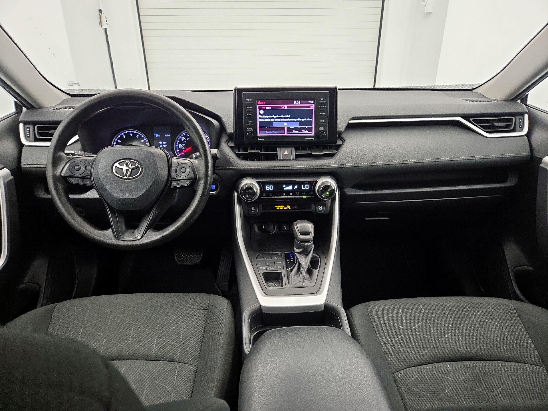 Thumbnail: 2021 Toyota RAV4 - 9
