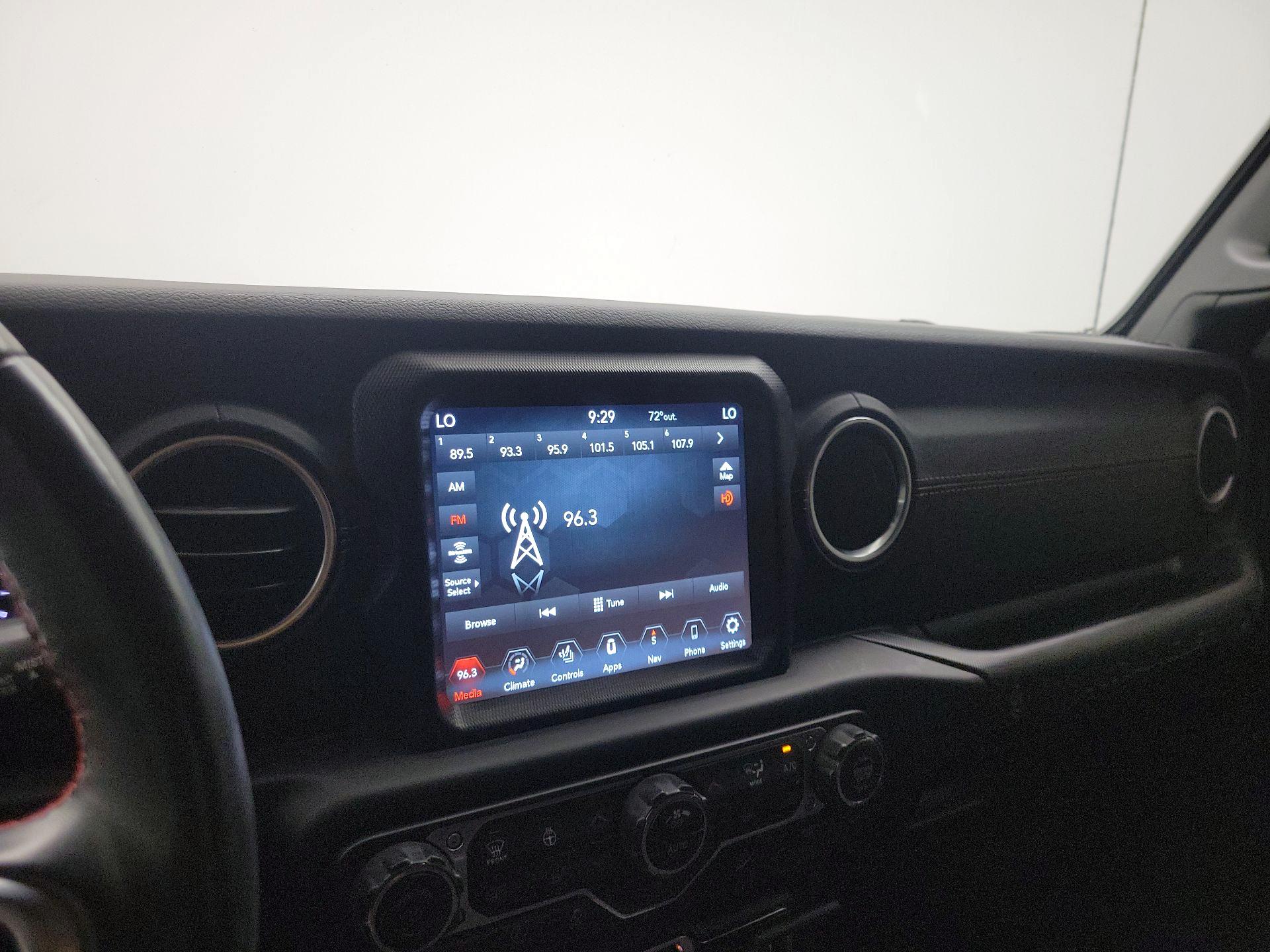 Thumbnail: 2020 Jeep Wrangler - 16