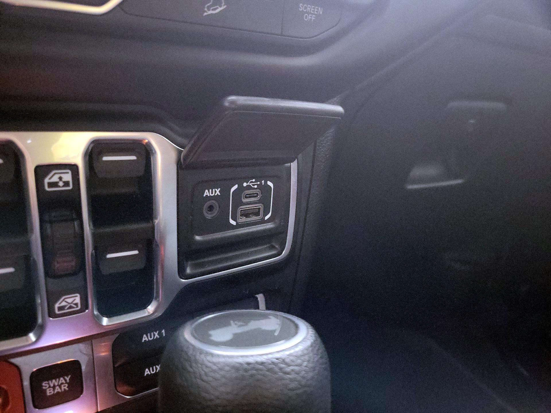 Thumbnail: 2020 Jeep Wrangler - 19