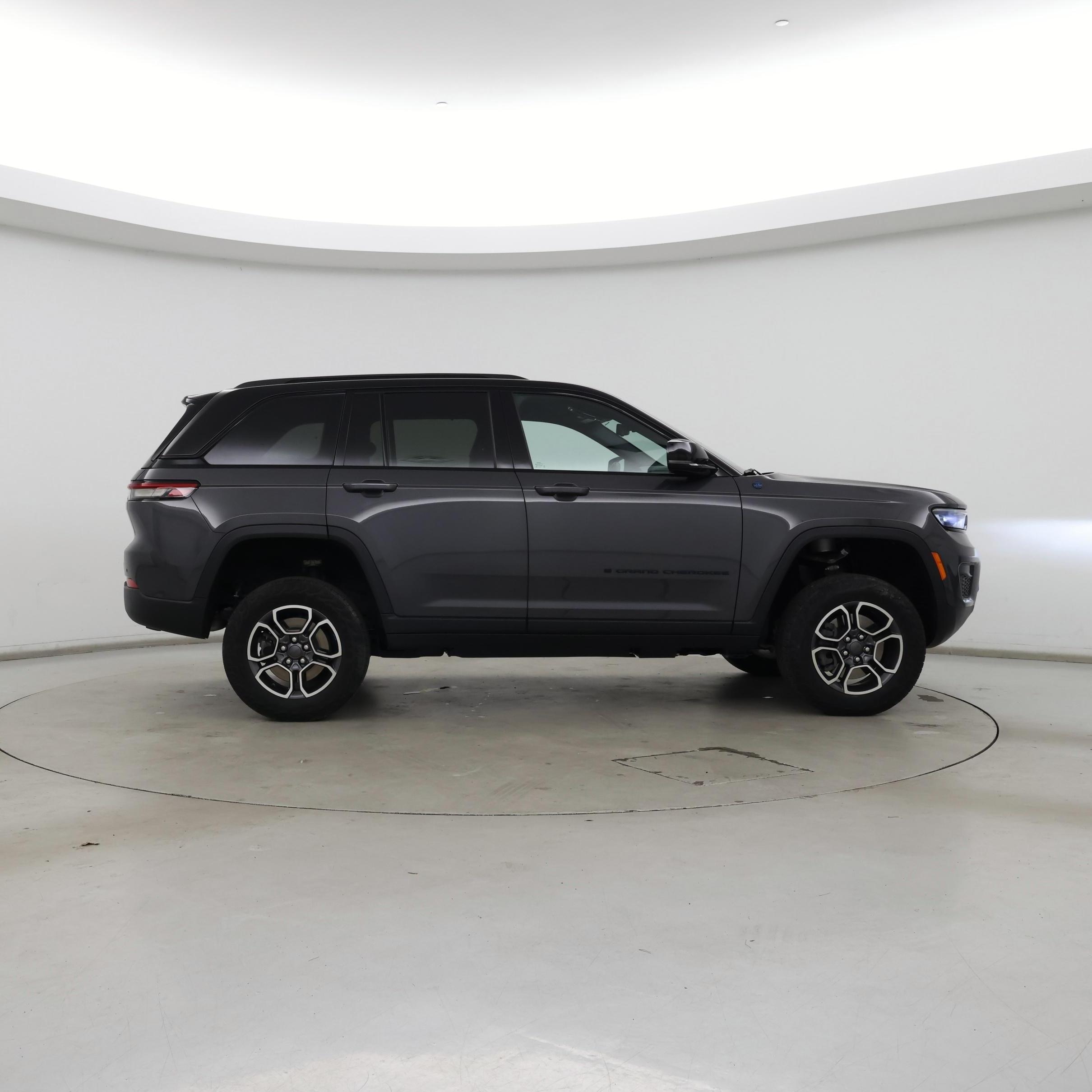 Thumbnail: 2018 Ford Explorer - 7