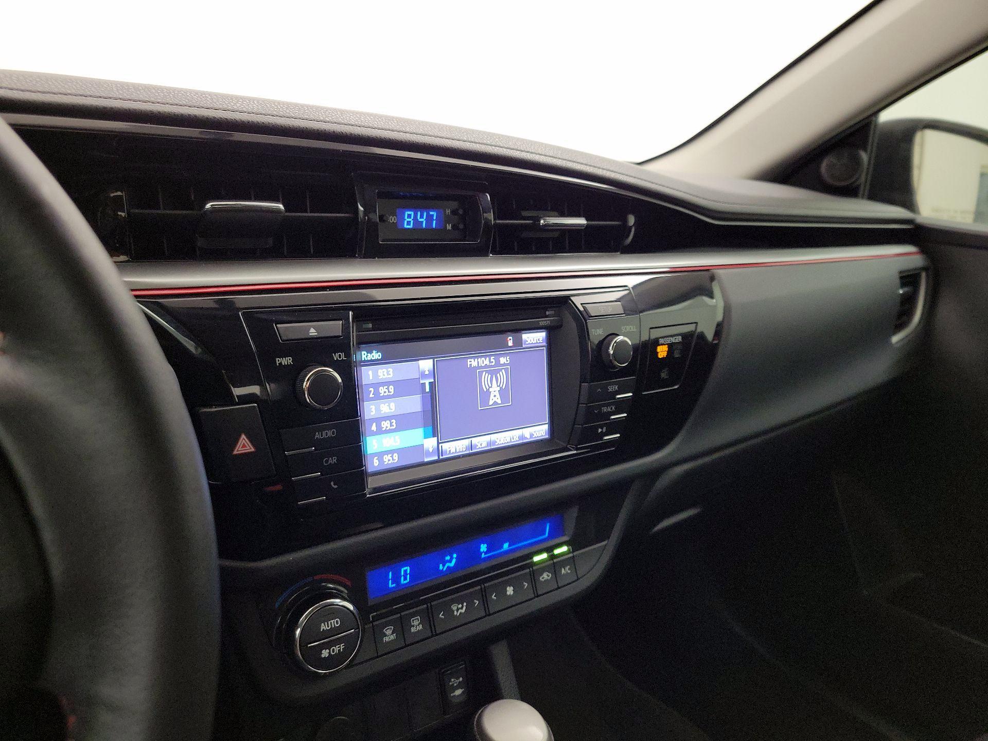 Thumbnail: 2016 Toyota Corolla - 15