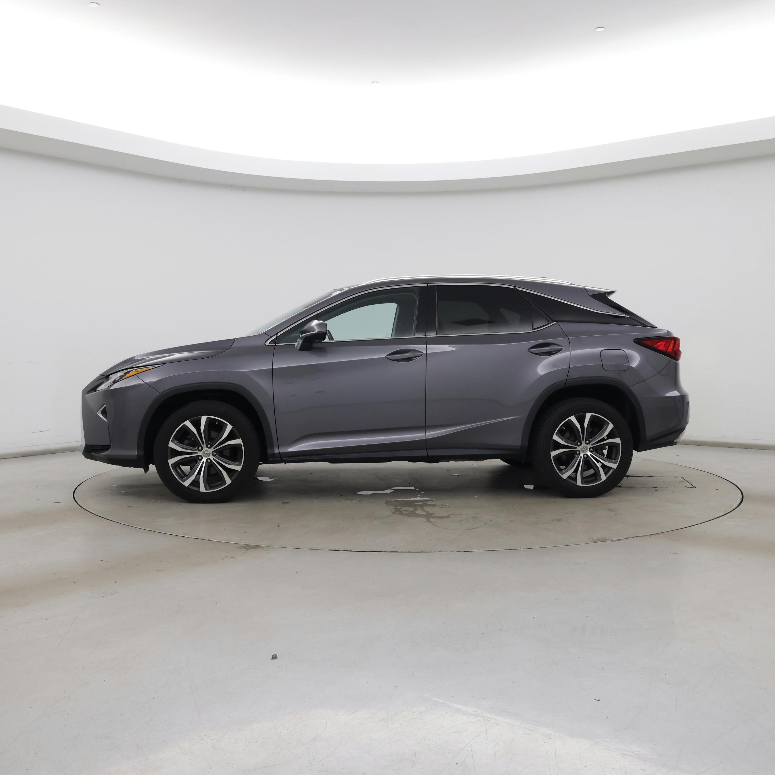 Thumbnail: 2017 Lexus RX - 3