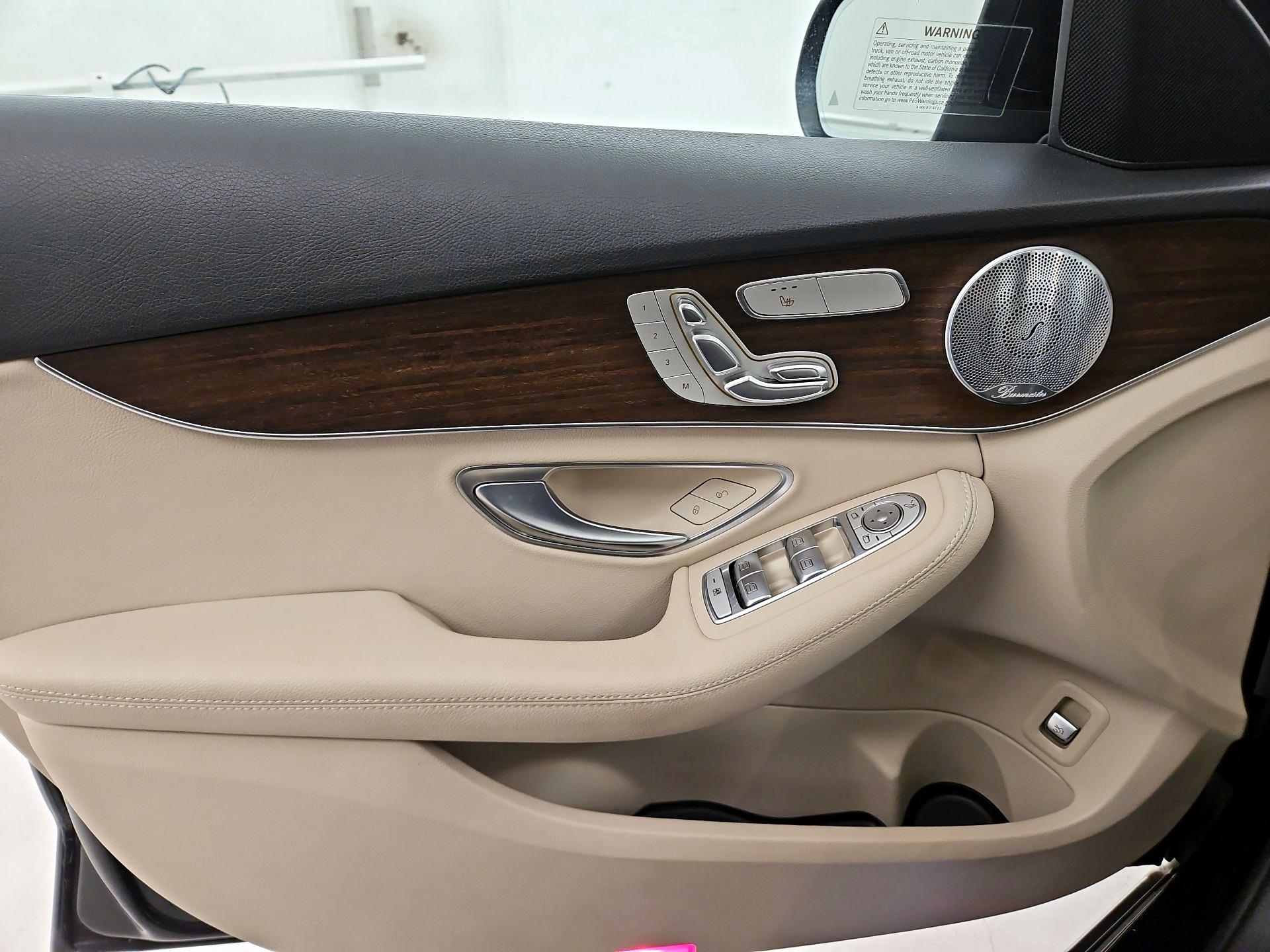 Thumbnail: 2021 Mercedes-Benz C-Class - 12