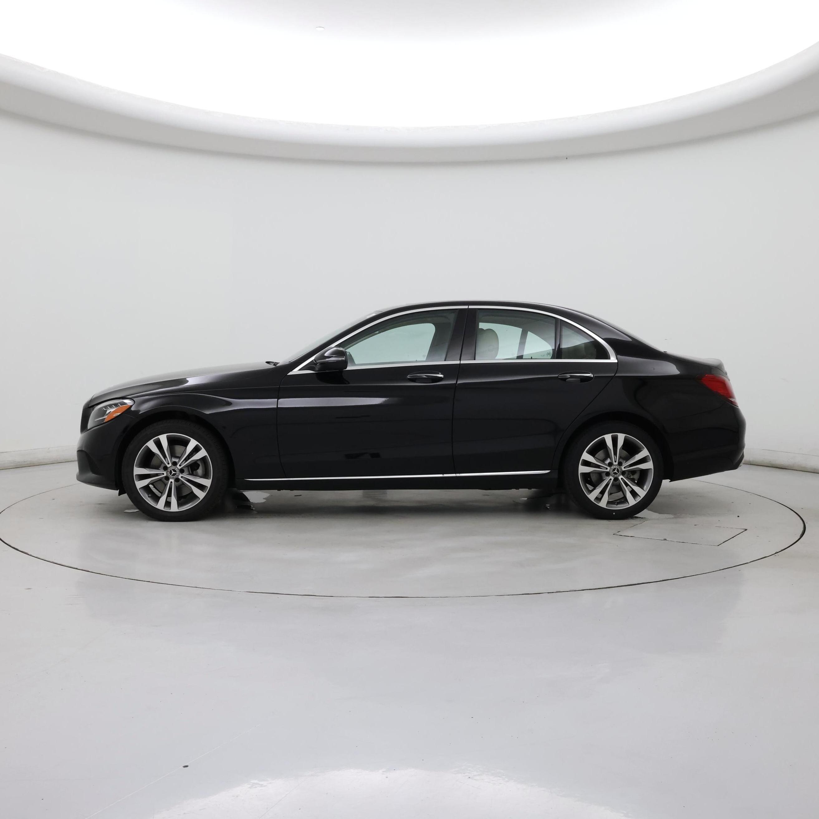 Thumbnail: 2021 Mercedes-Benz C-Class - 3