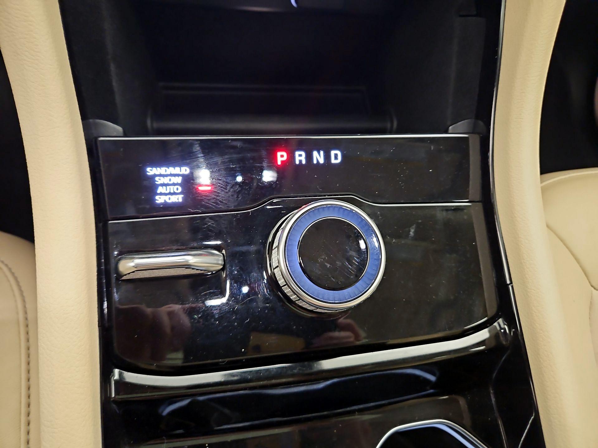 Thumbnail: 2022 Jeep Grand Cherokee L - 18