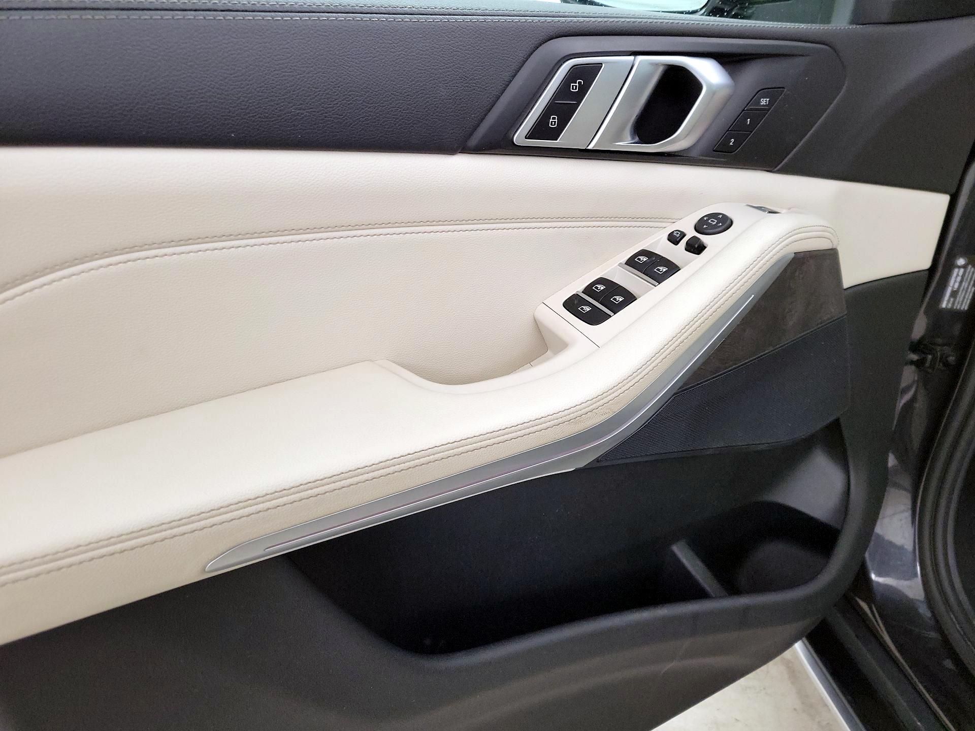 Thumbnail: 2020 BMW X5 - 12