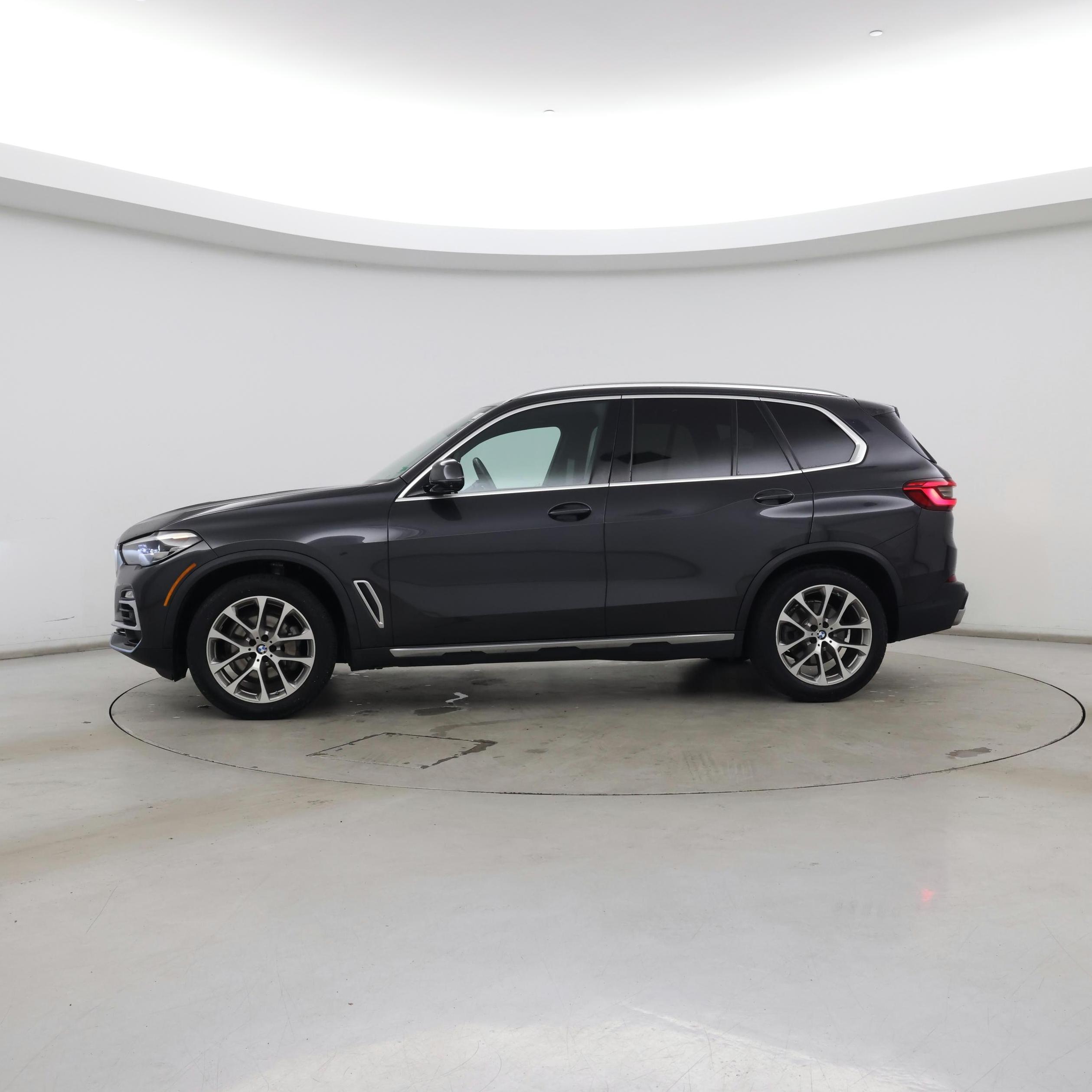 Thumbnail: 2020 BMW X5 - 3