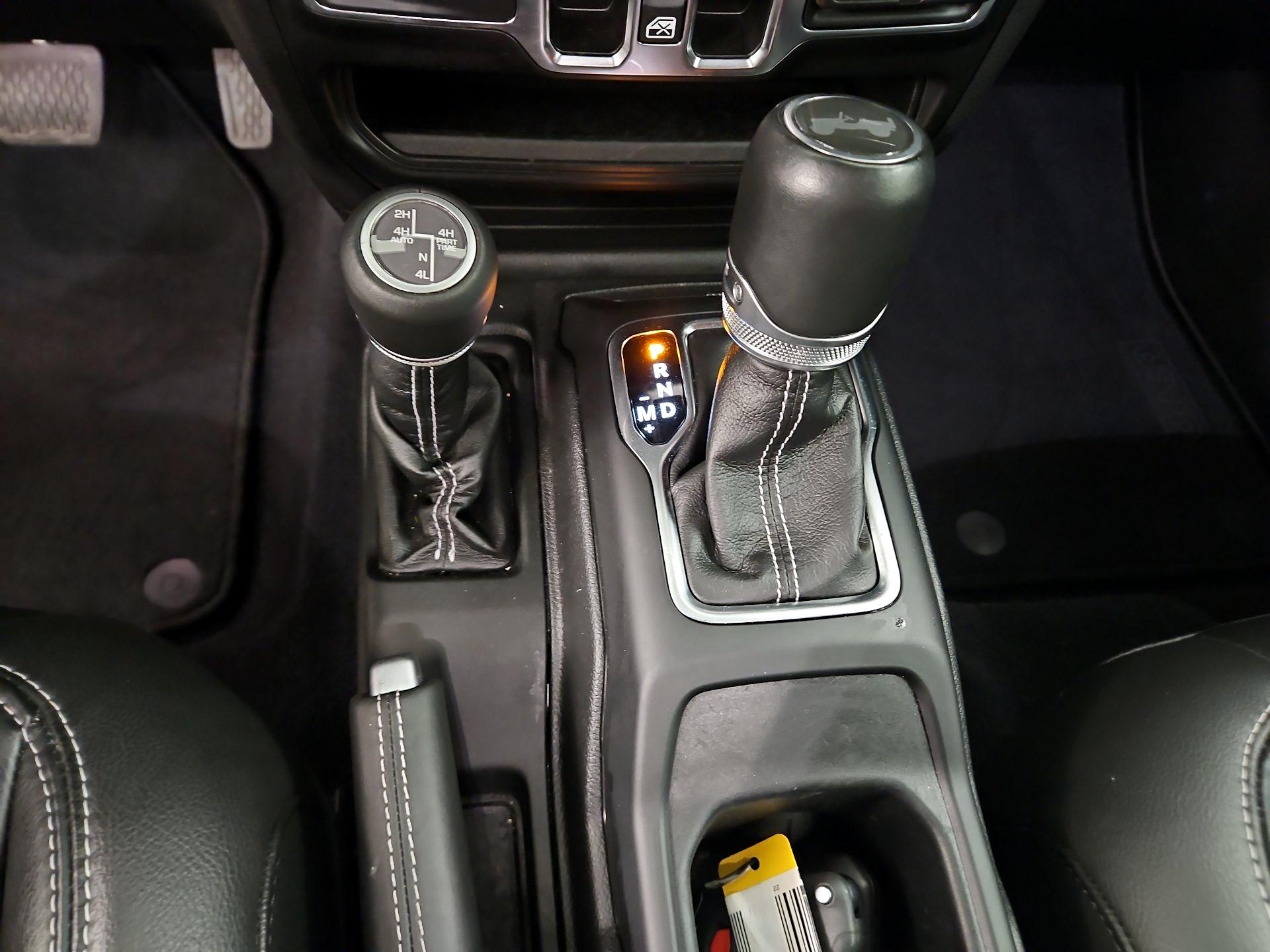 Thumbnail: 2022 Jeep Wrangler - 18