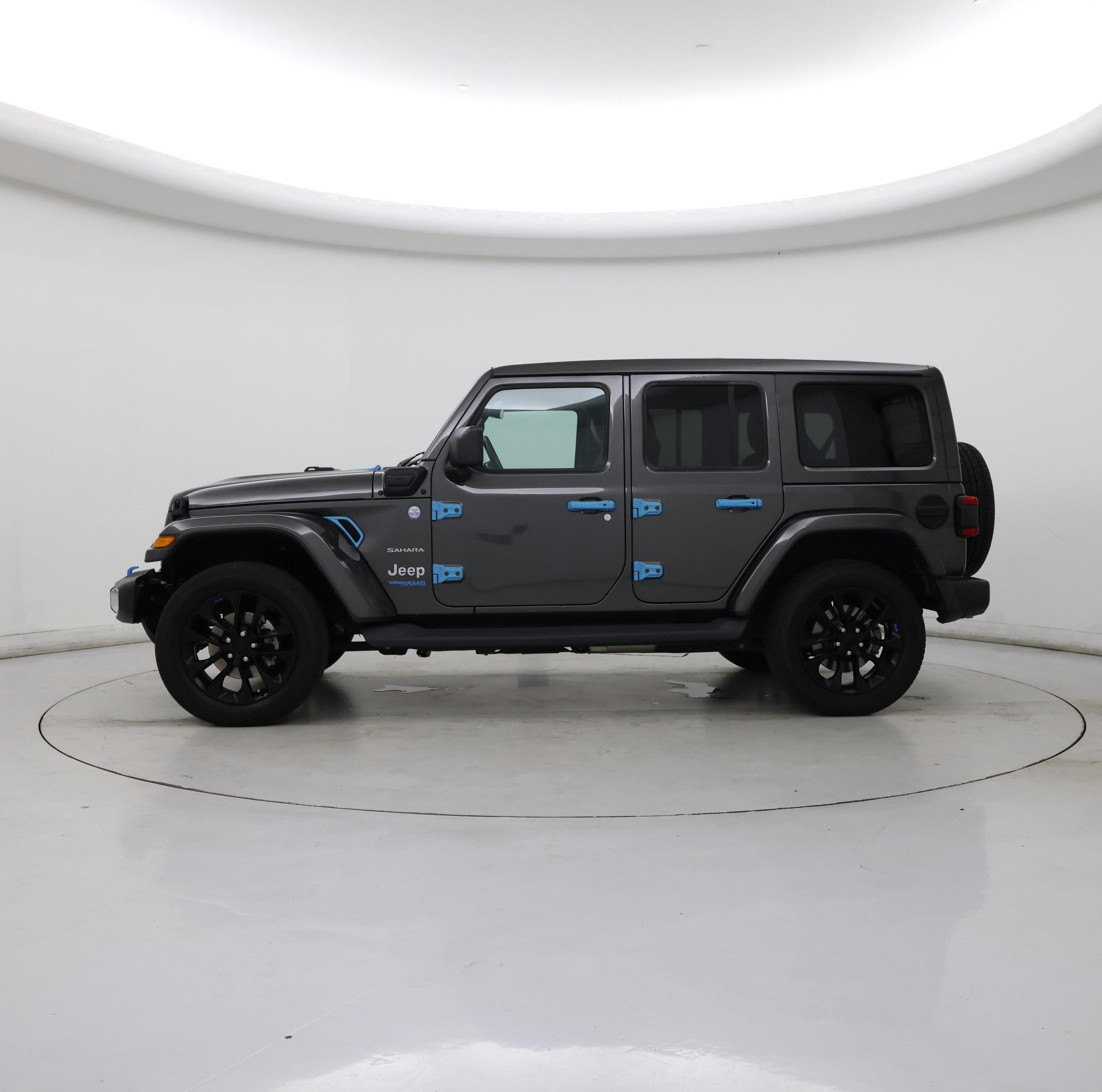Thumbnail: 2022 Jeep Wrangler - 3