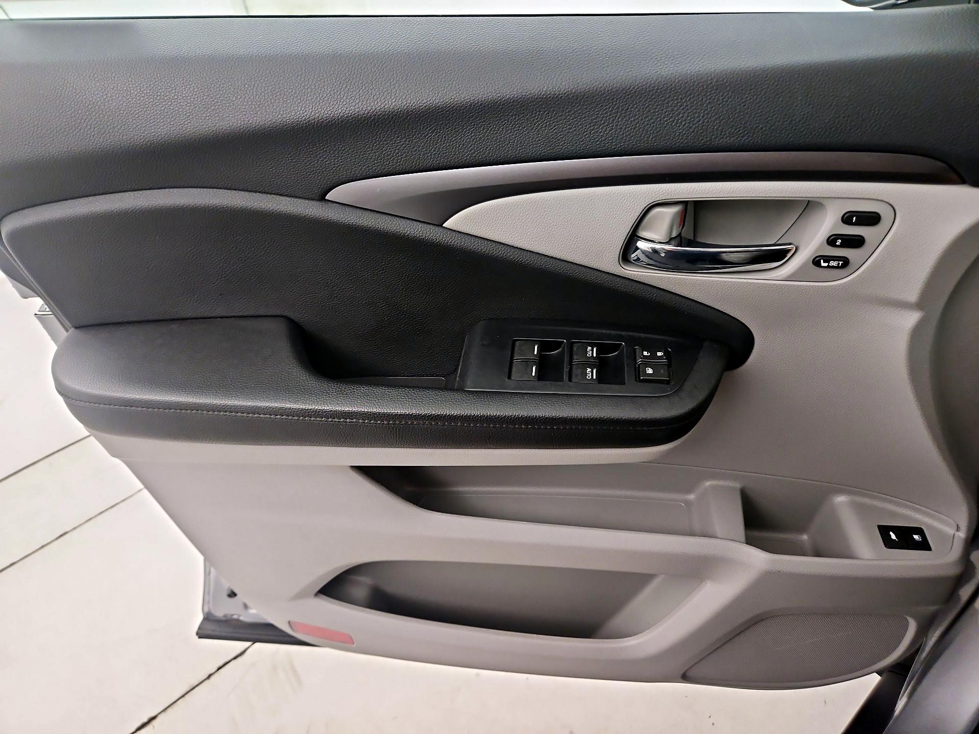 Thumbnail: 2022 Honda Pilot - 12