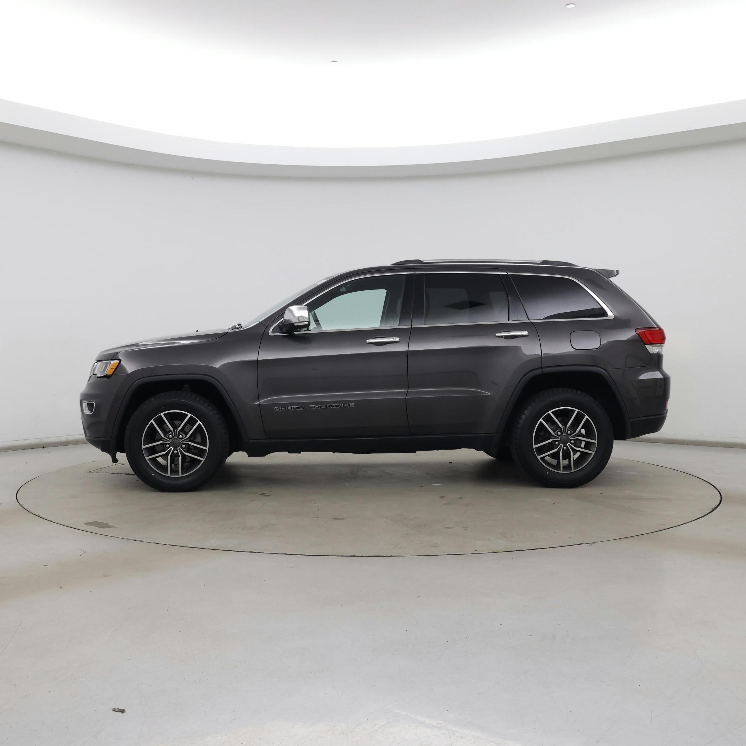 Thumbnail: 2020 Jeep Grand Cherokee - 3