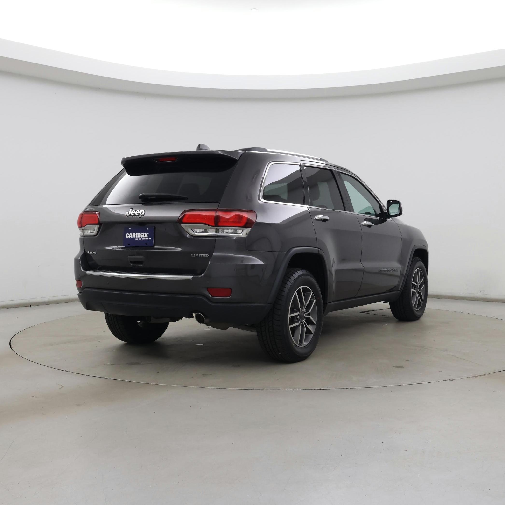 Thumbnail: 2020 Jeep Grand Cherokee - 8