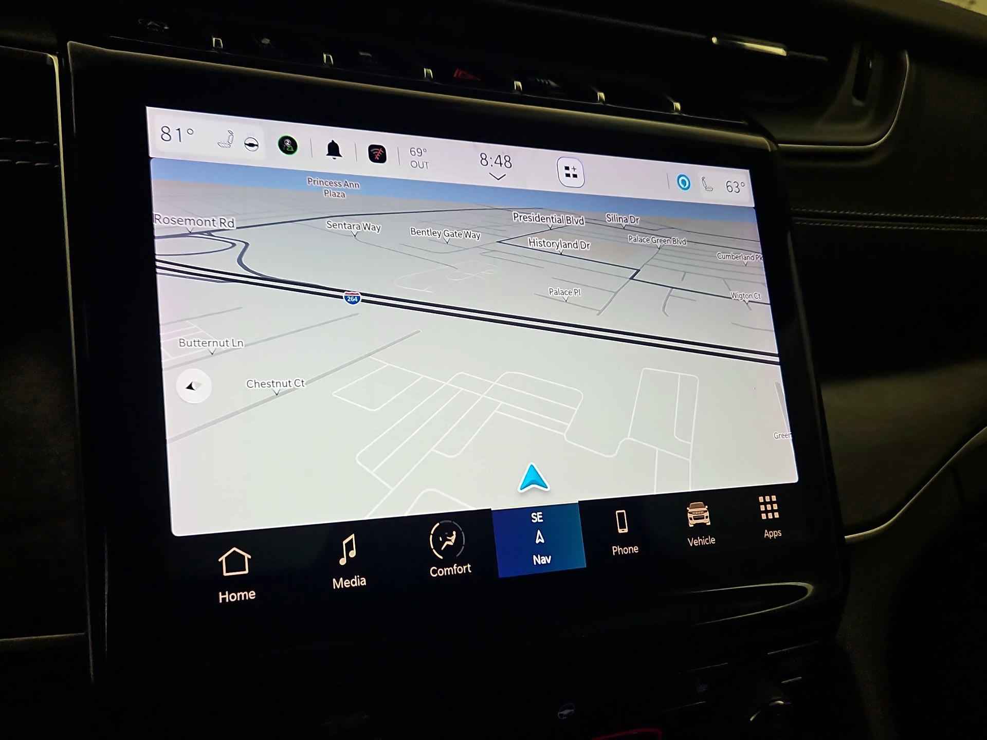 Thumbnail: 2022 Jeep Grand Cherokee L - 14