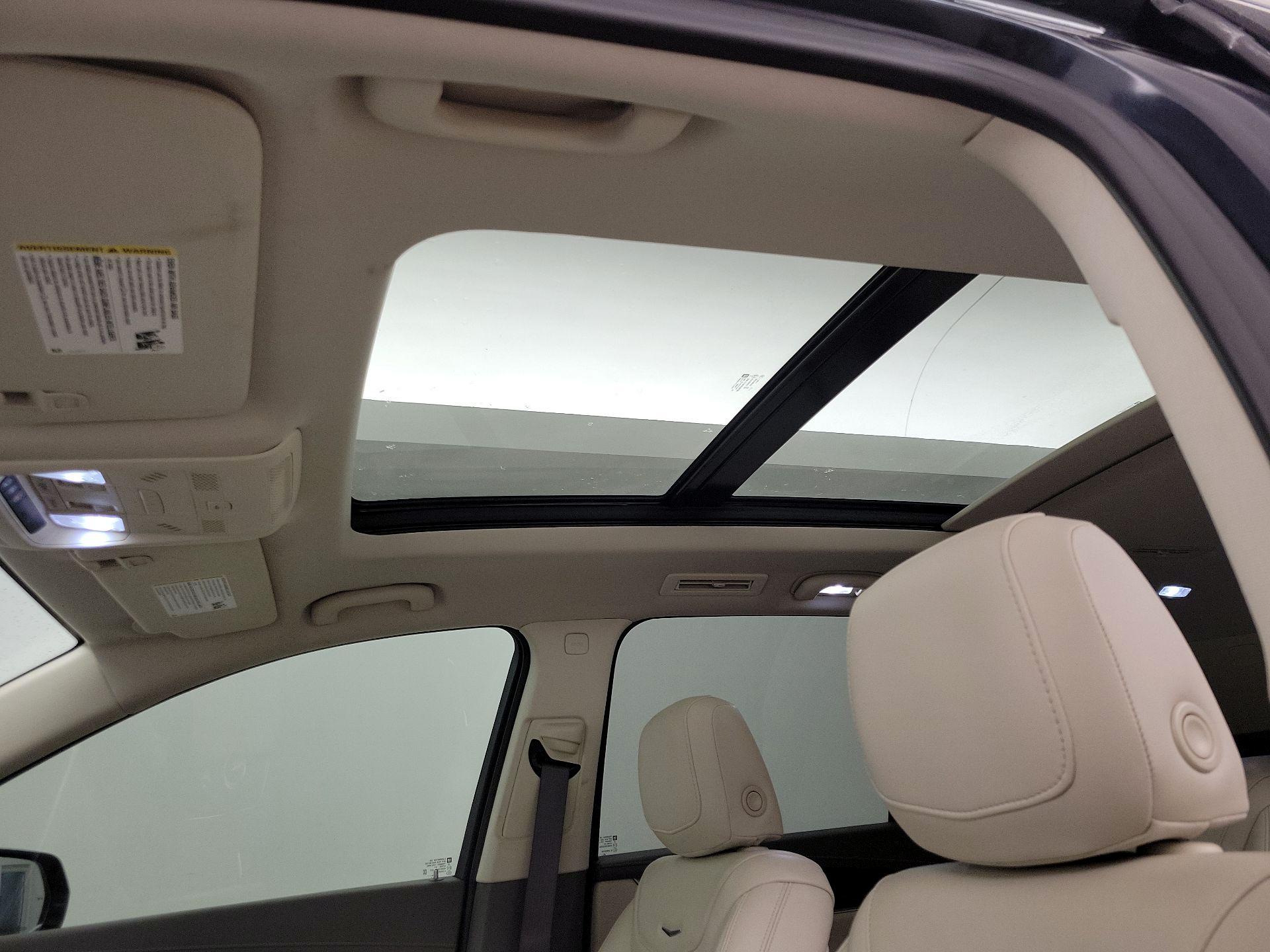 Thumbnail: 2021 Cadillac XT6 - 19