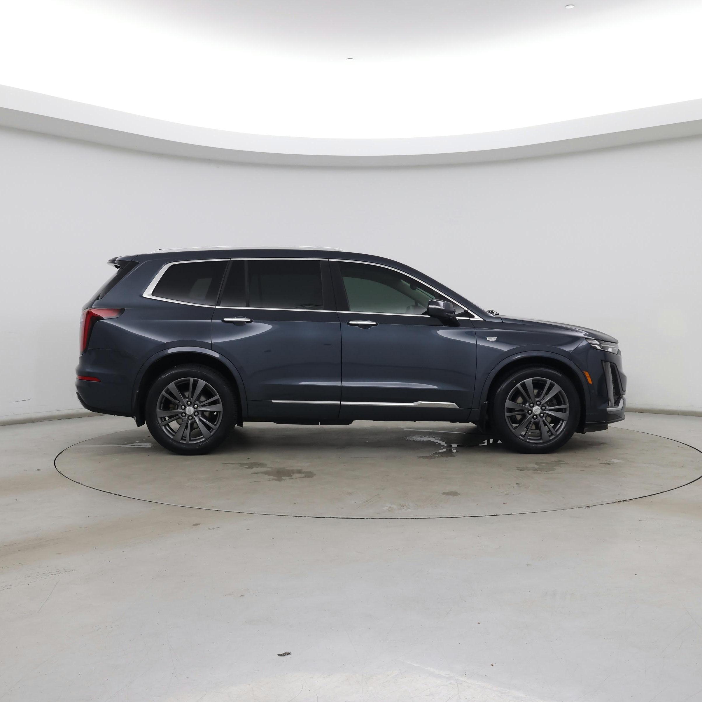 Thumbnail: 2021 Cadillac XT6 - 7