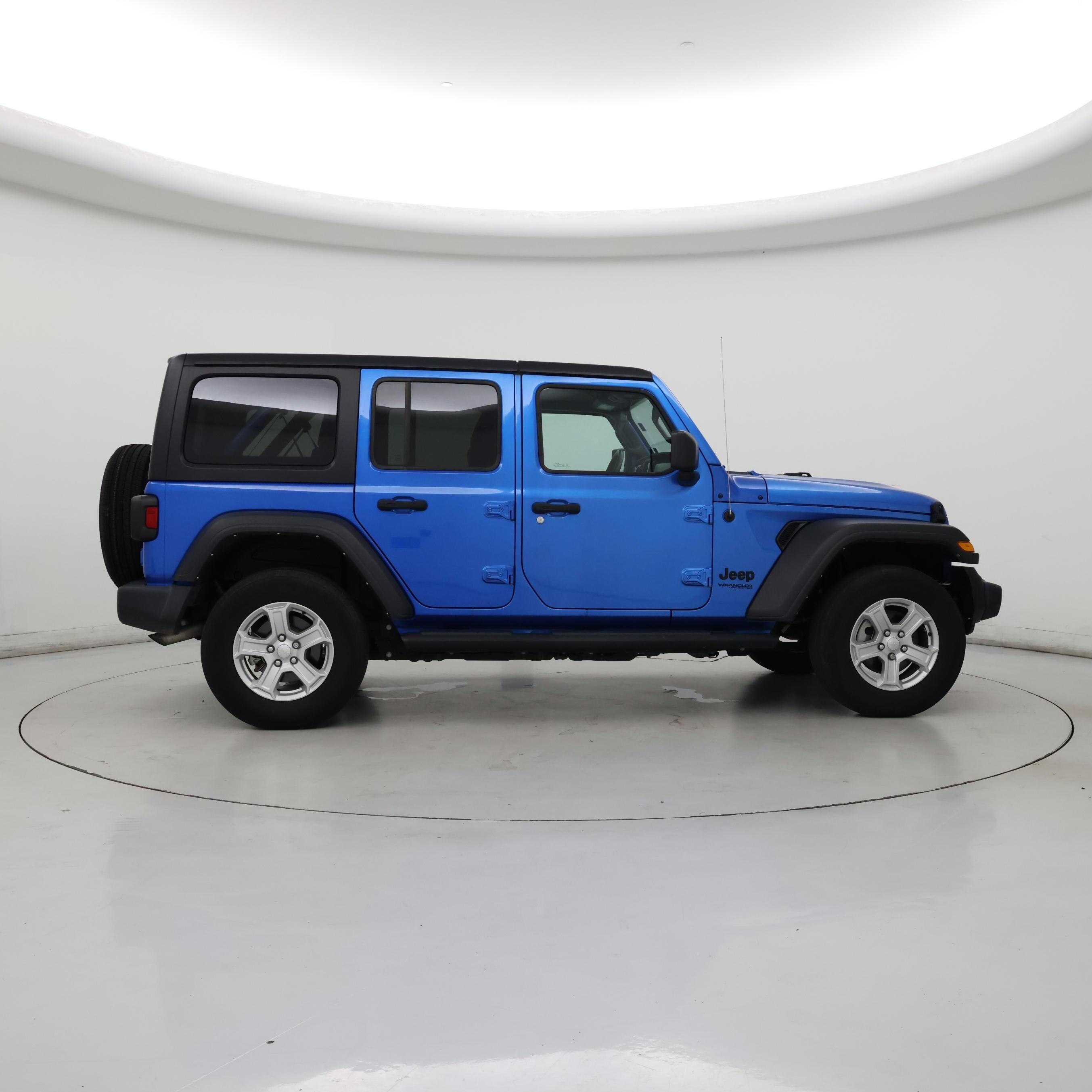 Thumbnail: 2022 Jeep Wrangler - 7