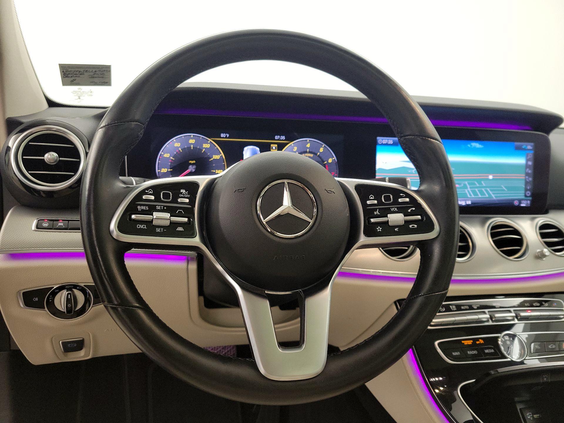 Thumbnail: 2020 Mercedes-Benz E-Class - 10