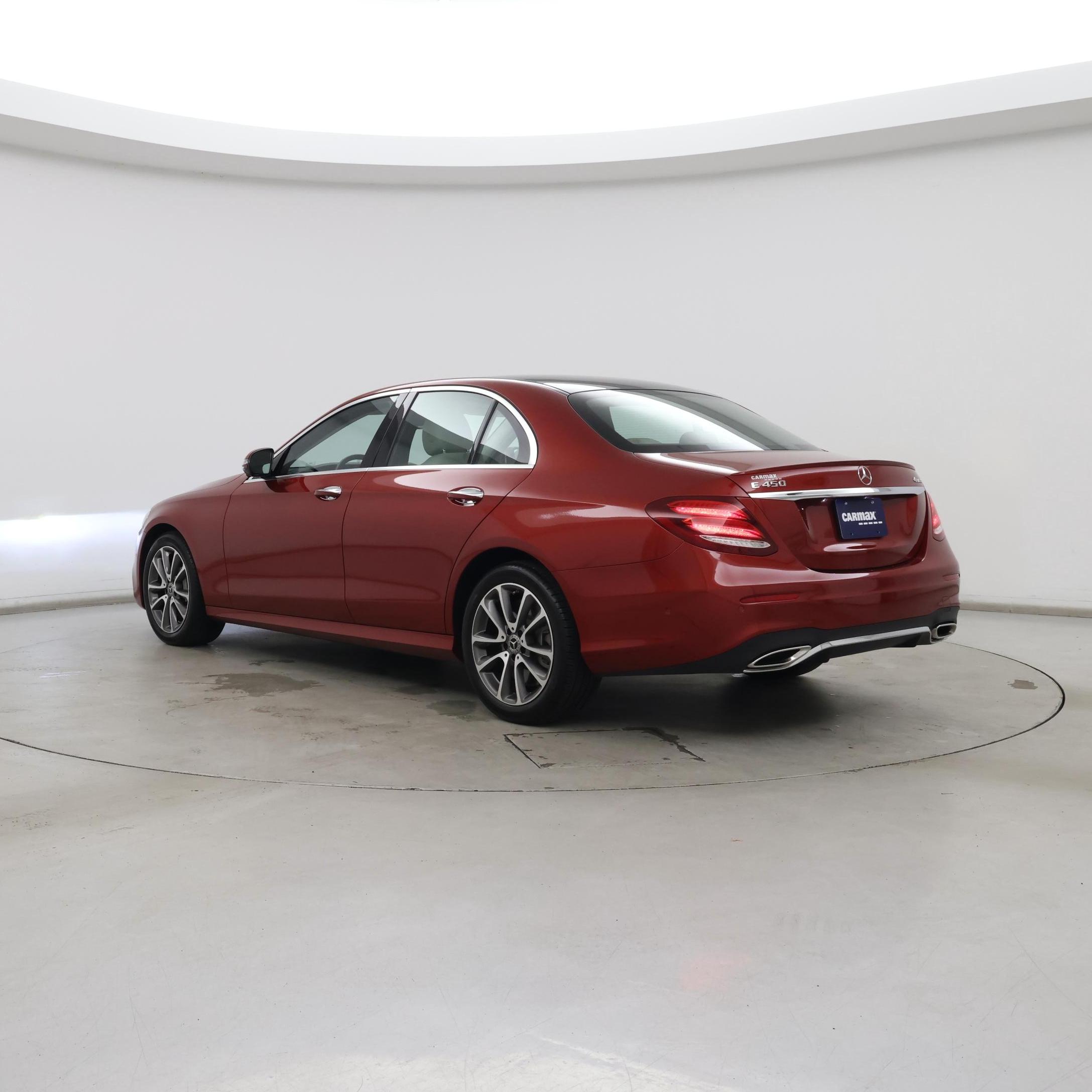 Thumbnail: 2020 Mercedes-Benz E-Class - 2