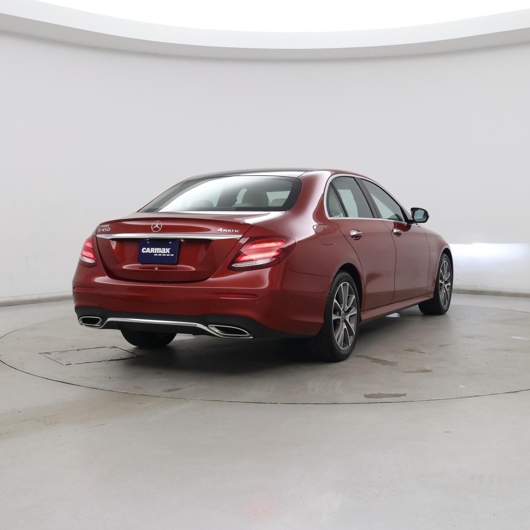 Thumbnail: 2020 Mercedes-Benz E-Class - 8