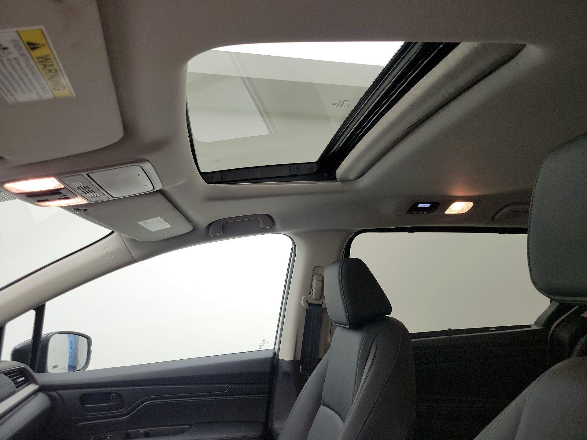 Thumbnail: 2025 Honda Odyssey - 19