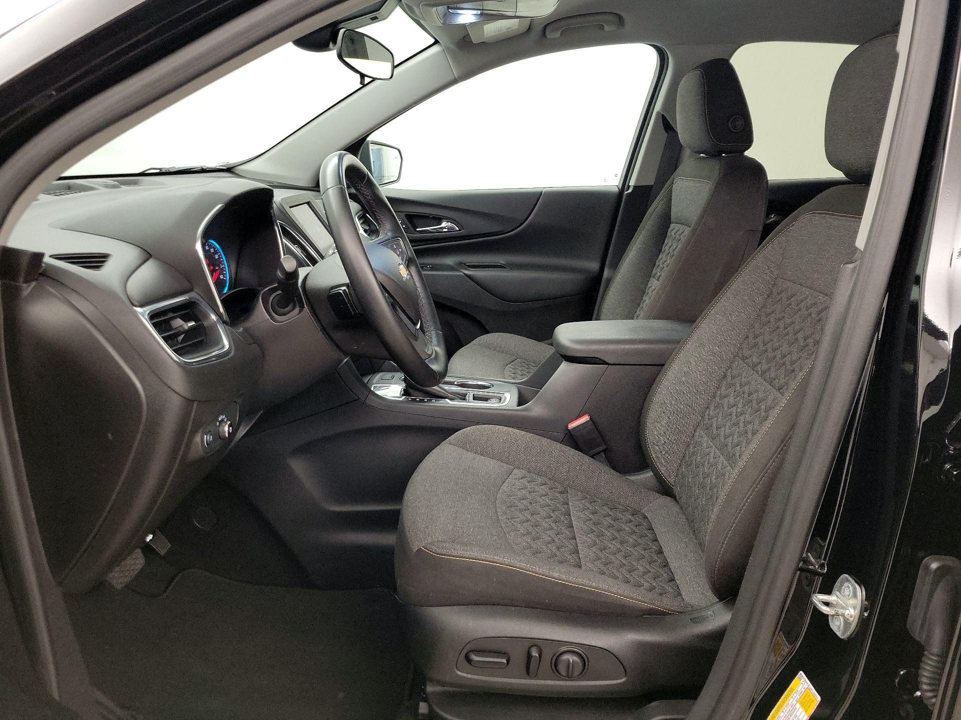 Thumbnail: 2023 Chevrolet Equinox - 11
