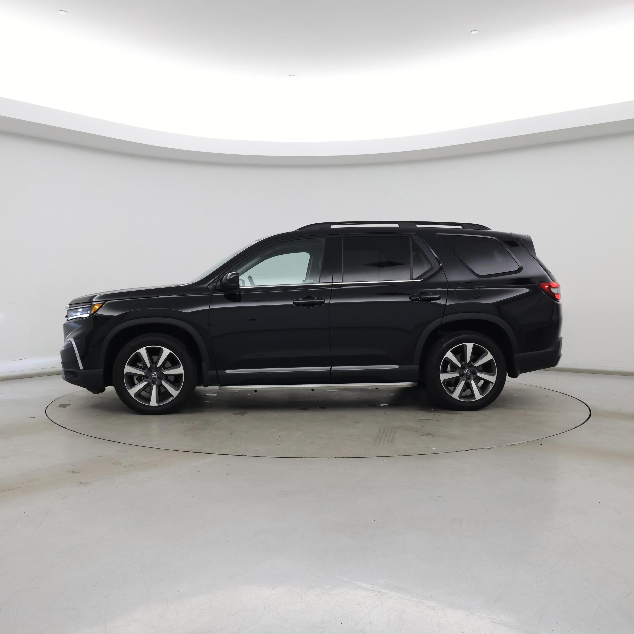 Thumbnail: 2024 Honda Pilot - 3