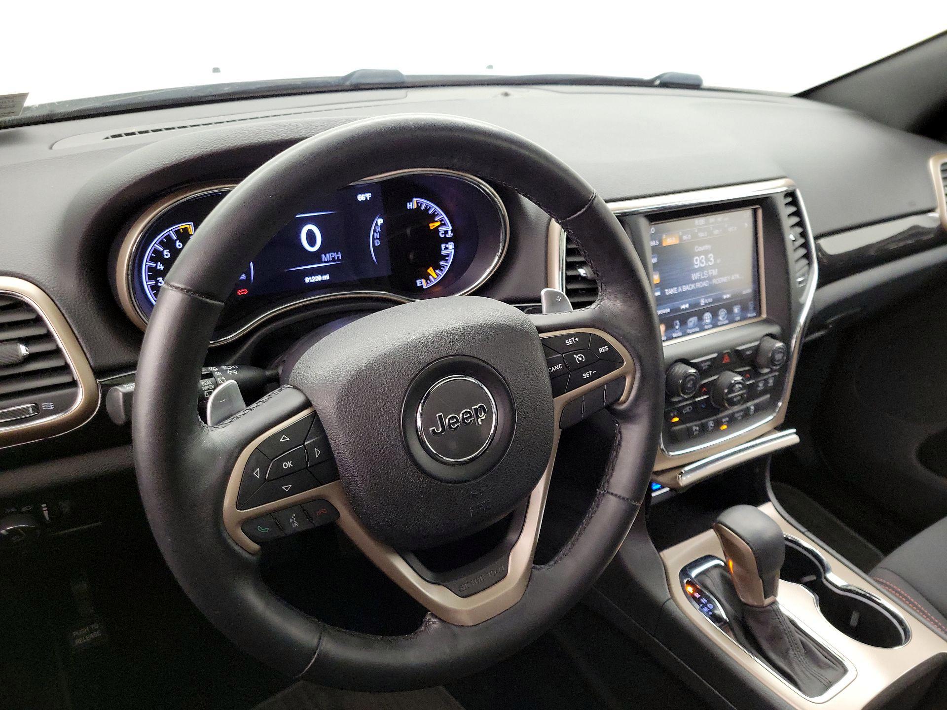 Thumbnail: 2016 Jeep Grand Cherokee - 9
