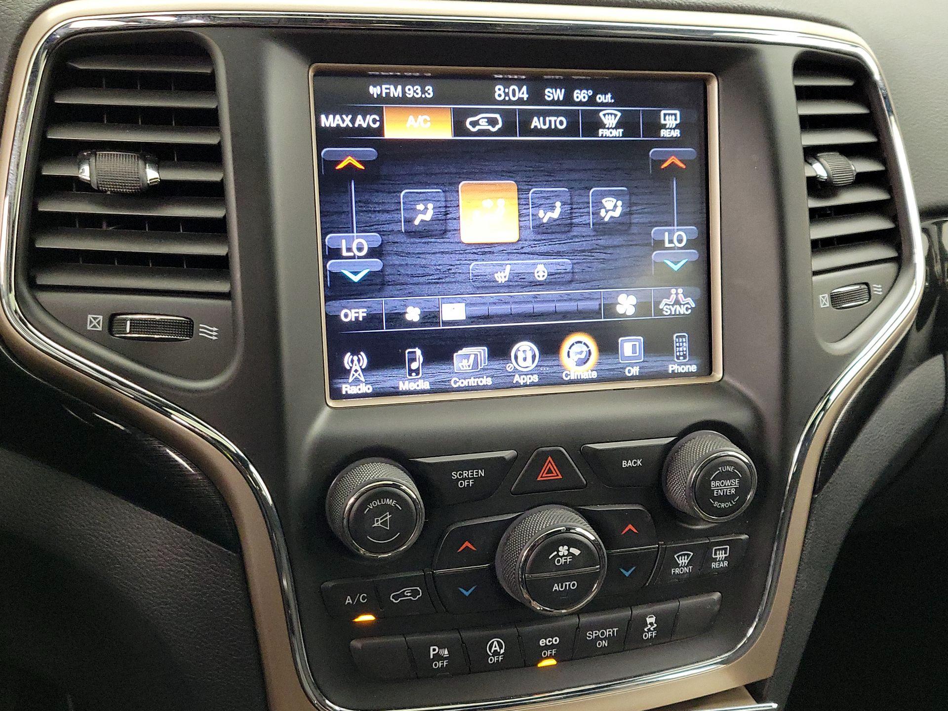 Thumbnail: 2016 Jeep Grand Cherokee - 16
