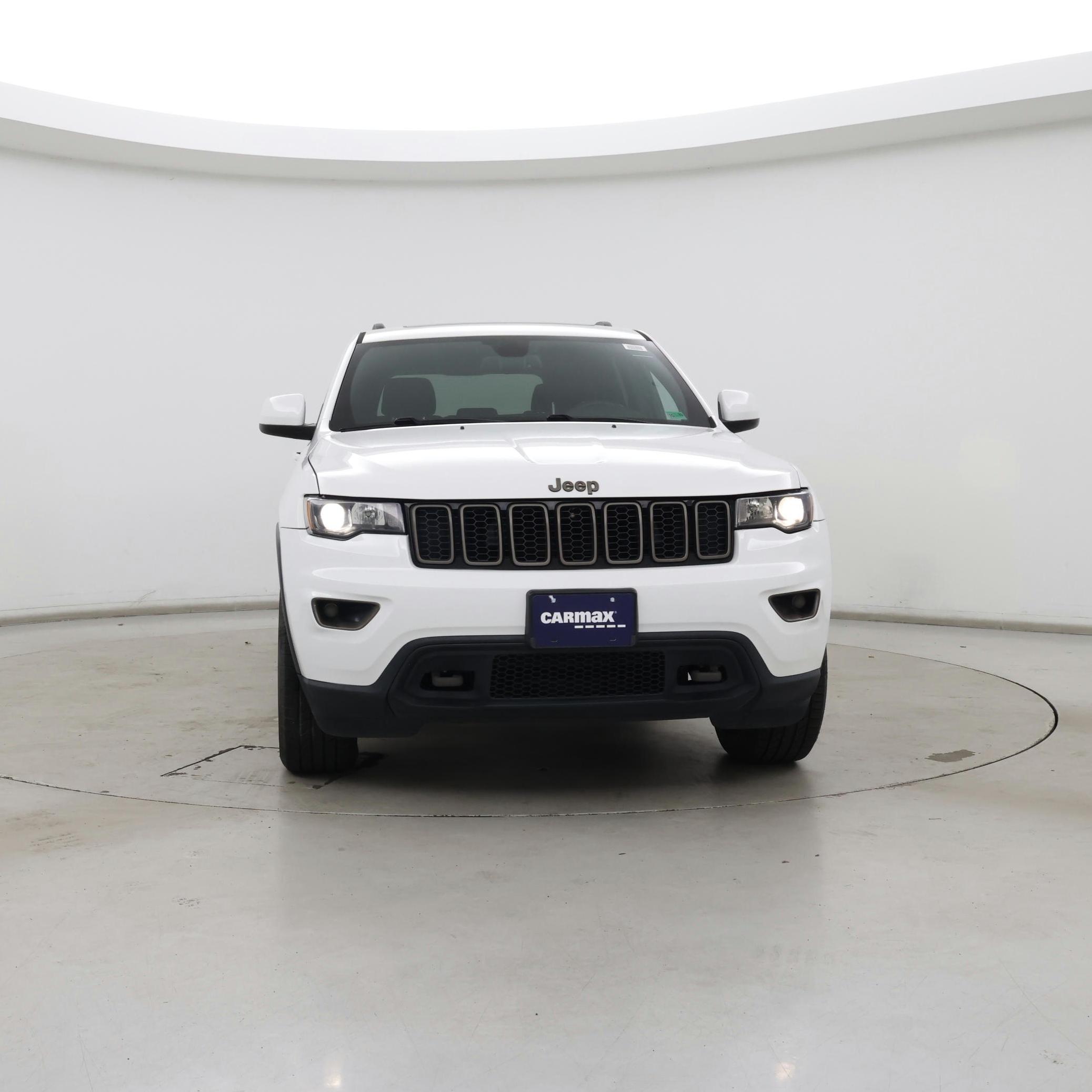 Thumbnail: 2016 Jeep Grand Cherokee - 5