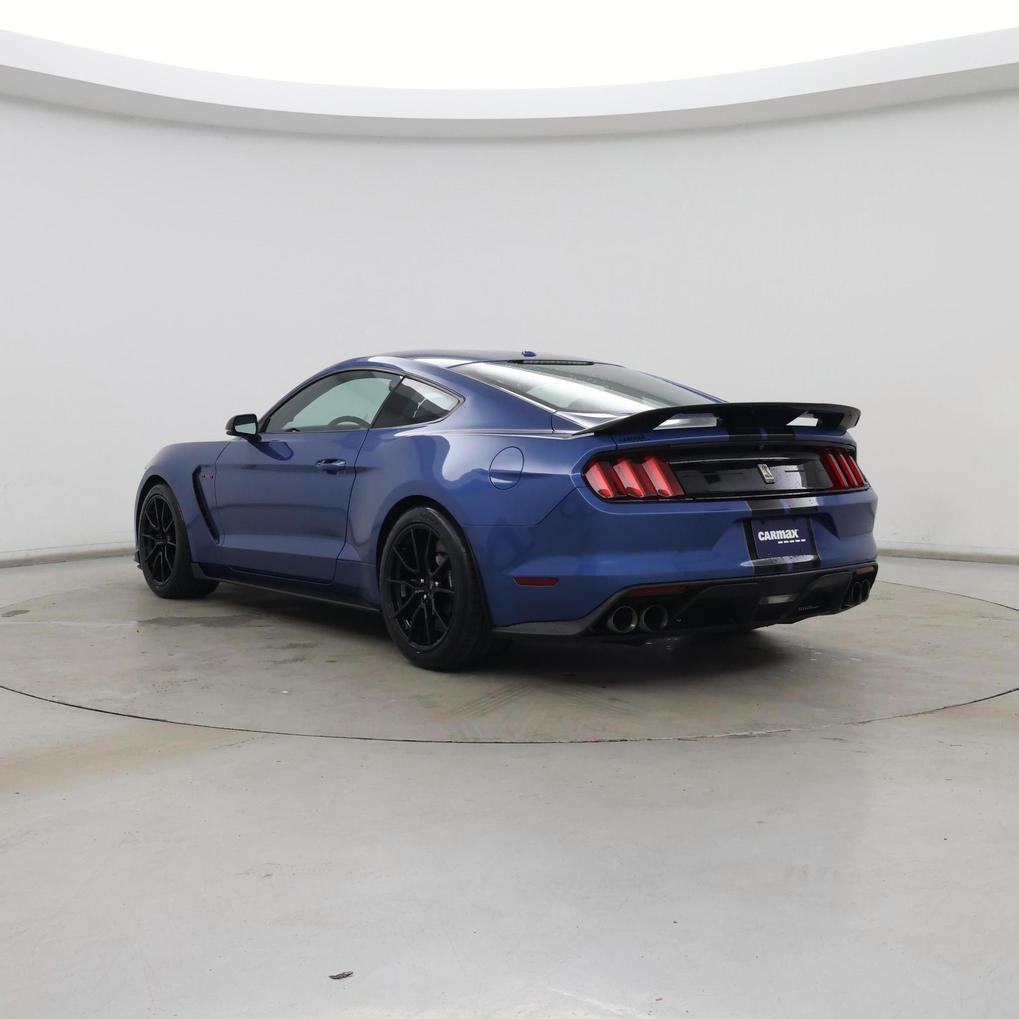 Thumbnail: 2019 Ford Mustang - 2
