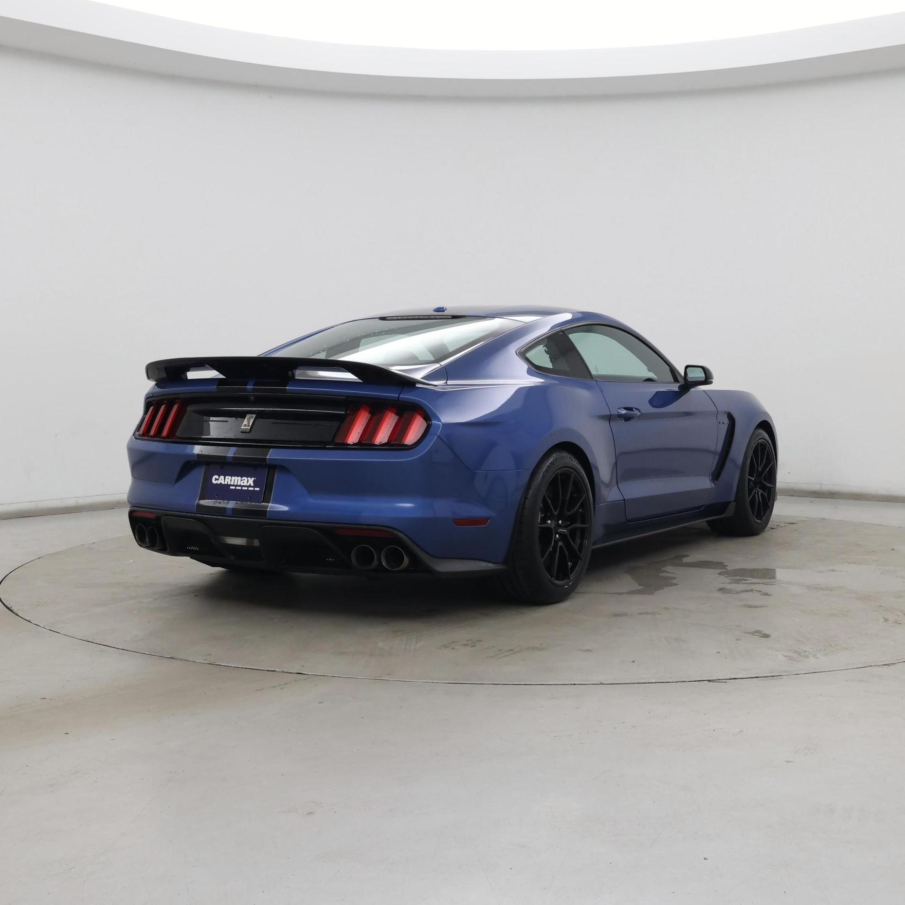 Thumbnail: 2019 Ford Mustang - 8