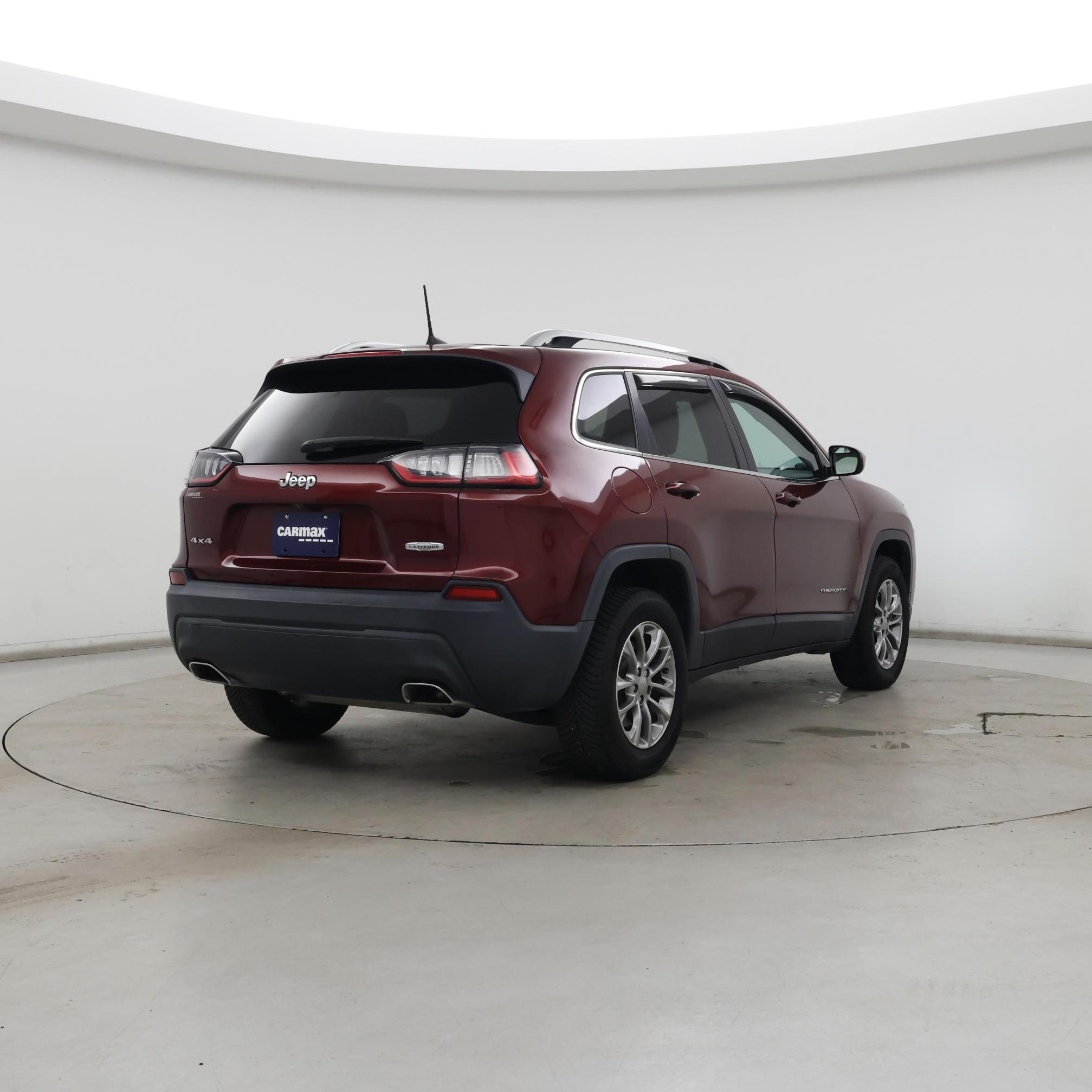 Thumbnail: 2019 Jeep Cherokee - 8