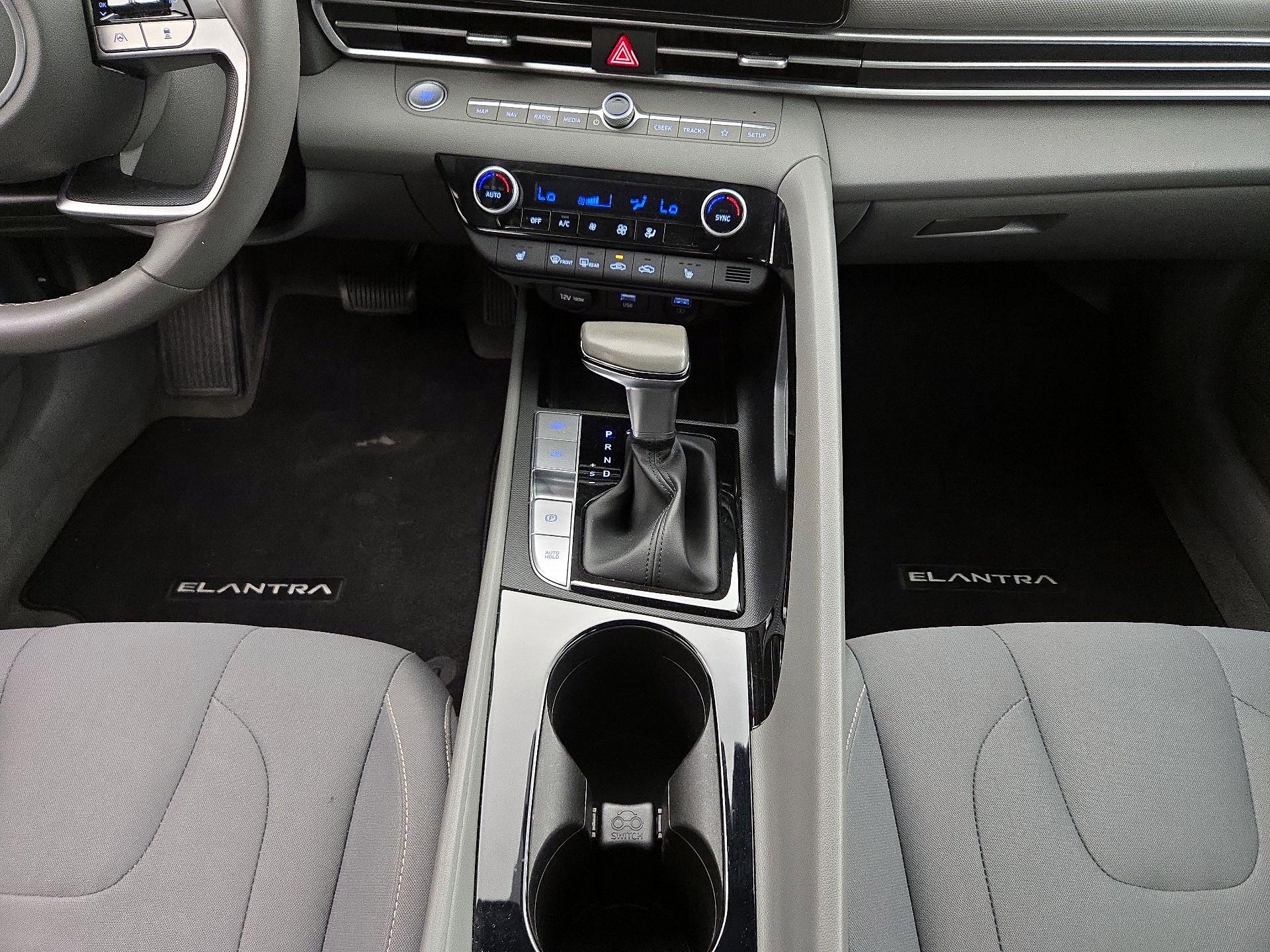 Thumbnail: 2023 Hyundai Elantra - 18