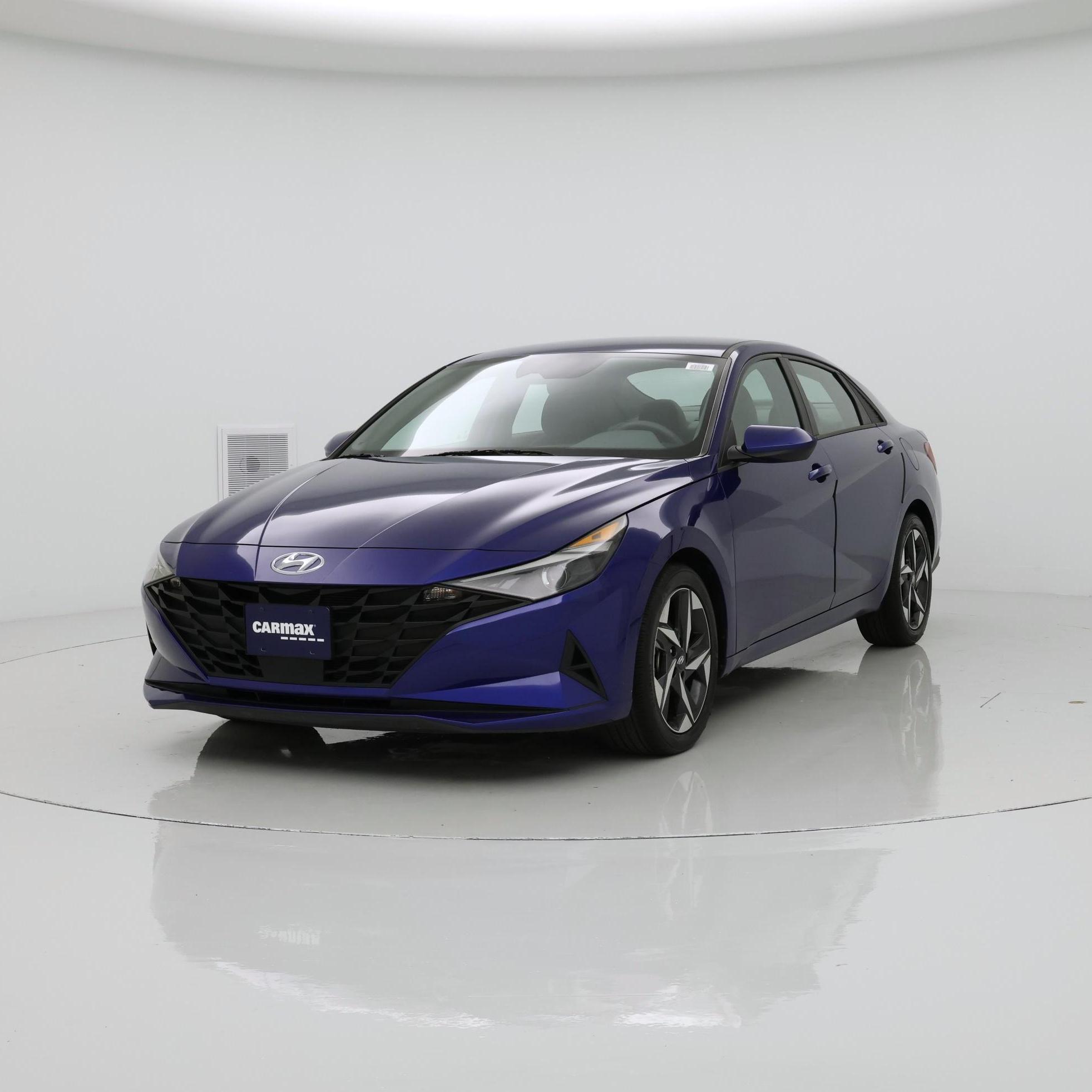 Thumbnail: 2023 Hyundai Elantra - 4