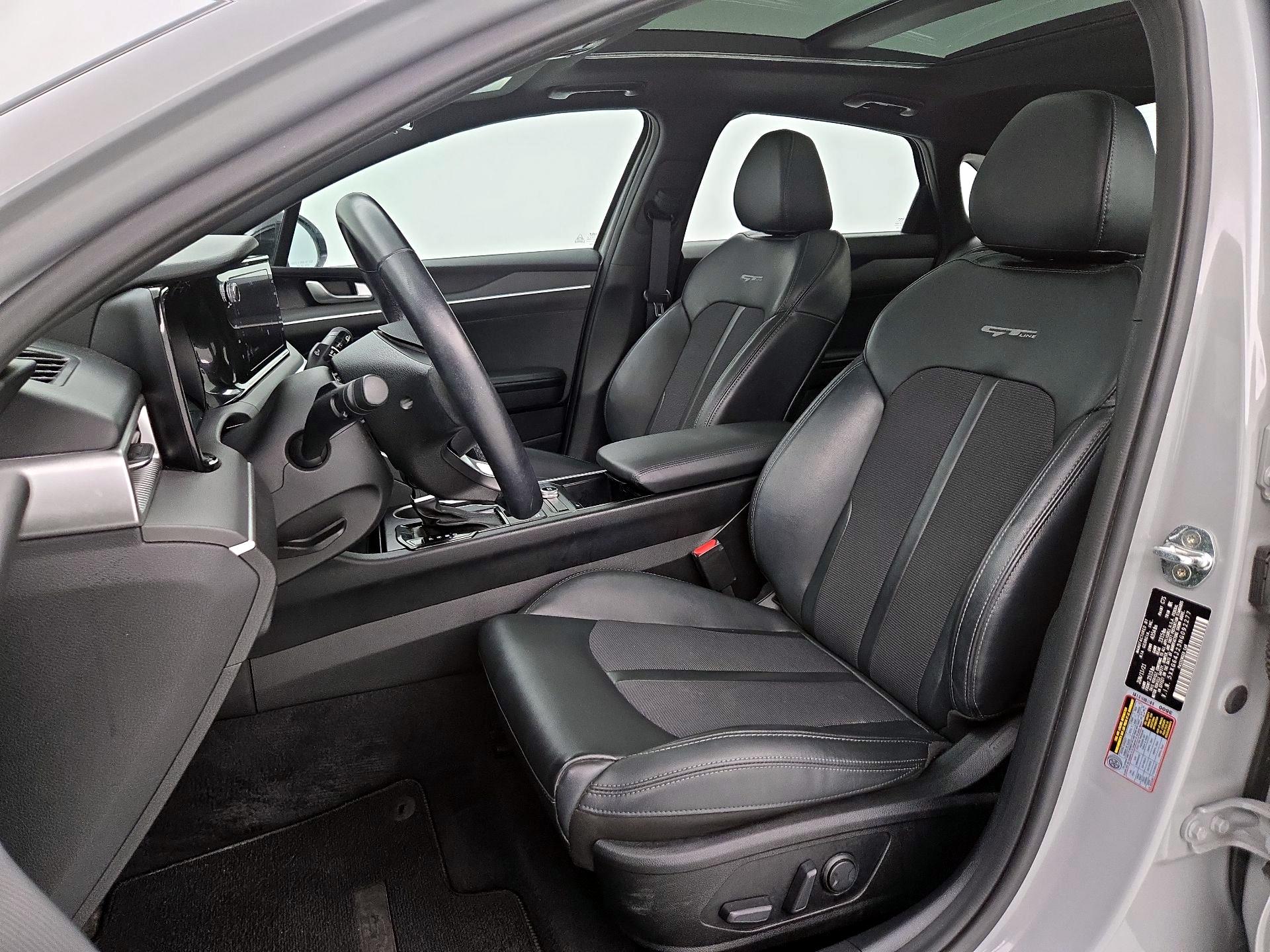 Thumbnail: 2022 Kia K5 - 11