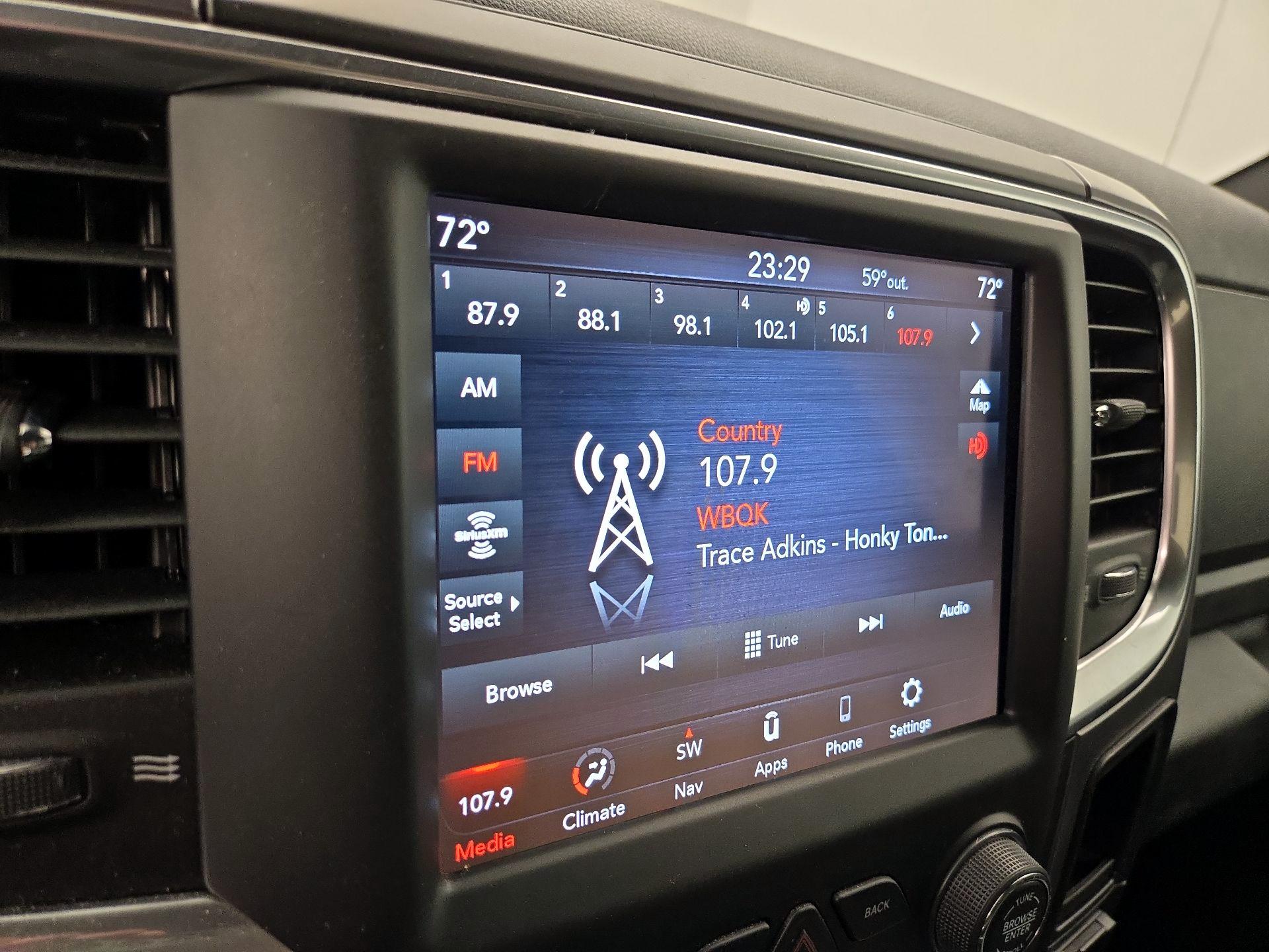 Thumbnail: 2021 RAM 1500 Classic - 16