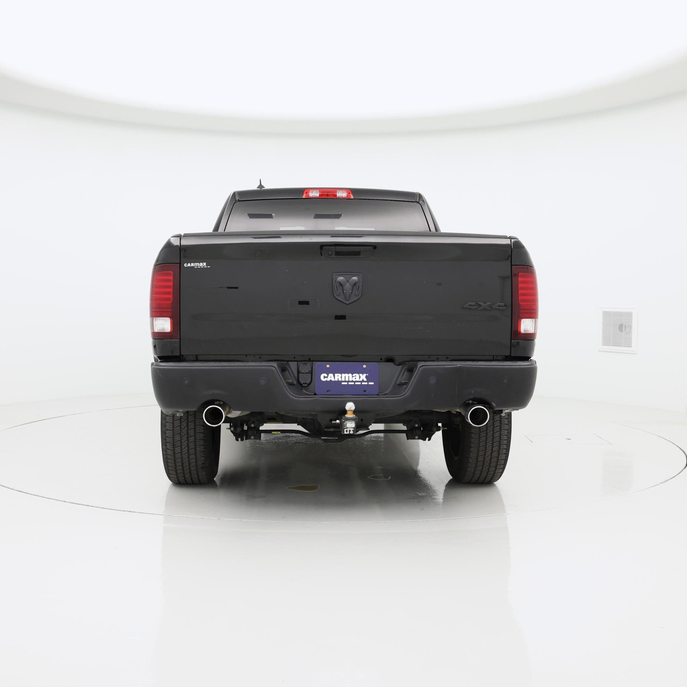 Thumbnail: 2021 RAM 1500 Classic - 6