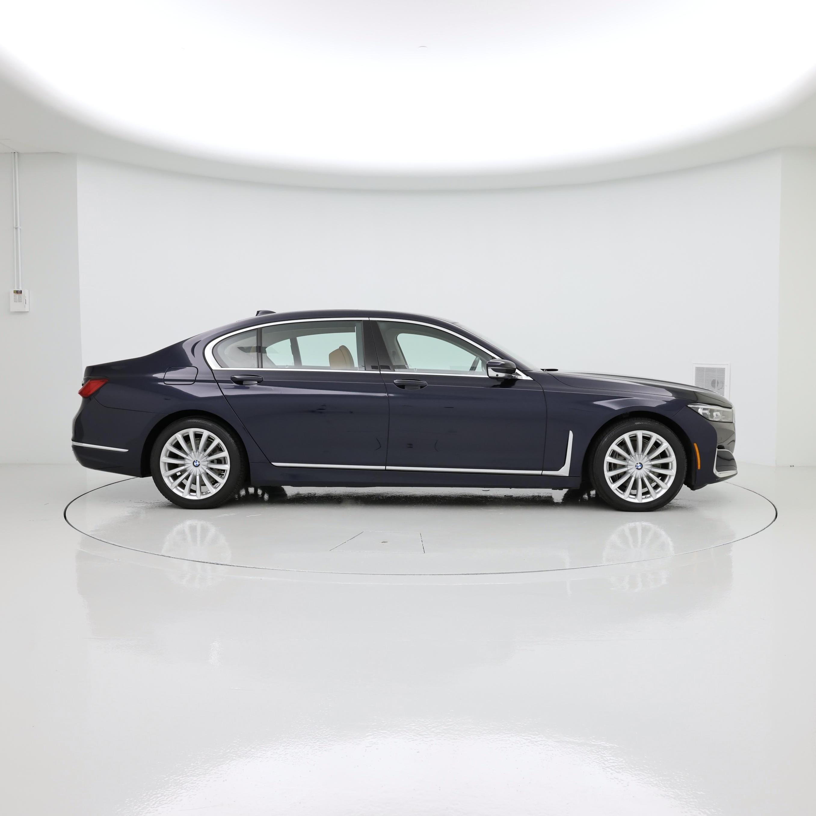 Thumbnail: 2020 BMW 7 Series - 7