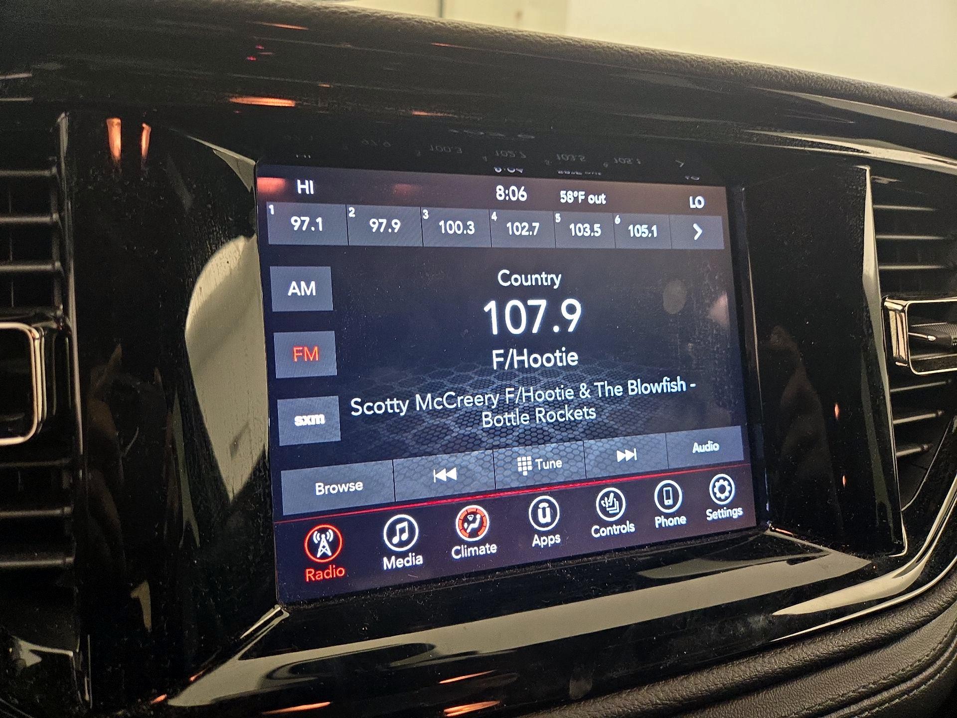 Thumbnail: 2022 Dodge Durango - 15