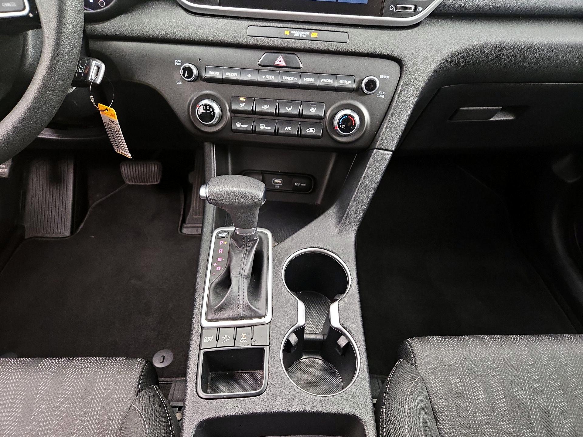 Thumbnail: 2020 Kia Sportage - 17