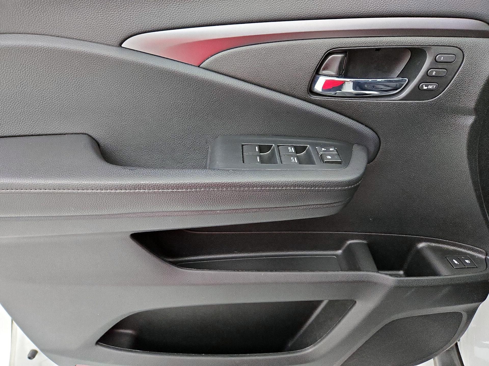 Thumbnail: 2022 Honda Pilot - 12