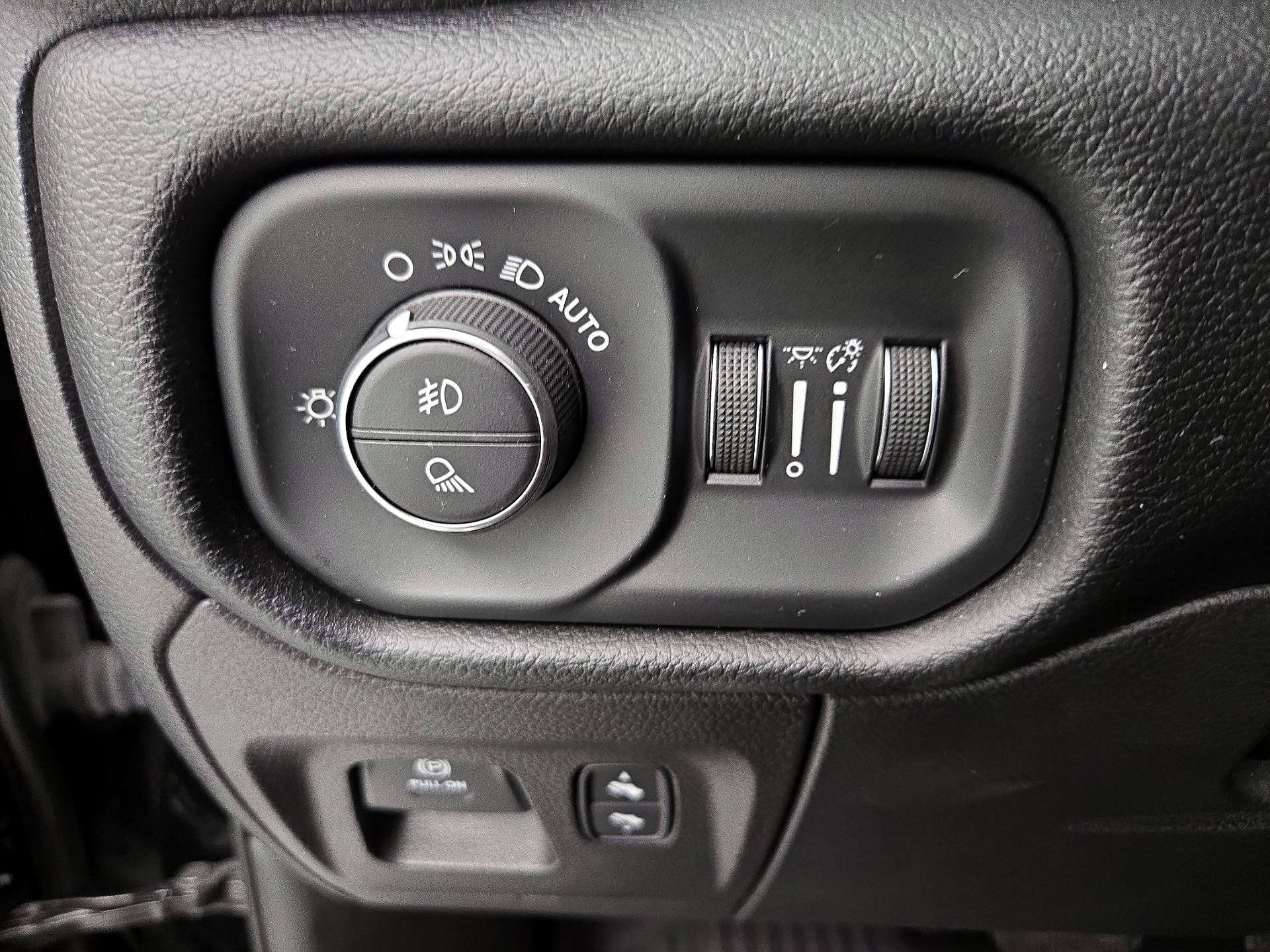 Thumbnail: 2022 RAM 1500 - 13