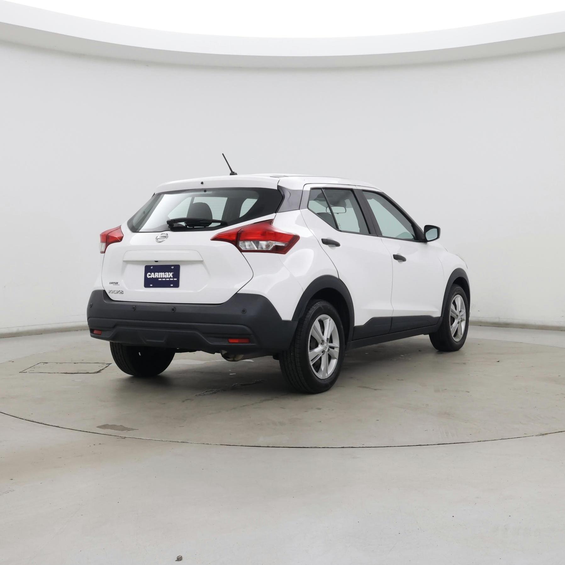 Thumbnail: 2020 Nissan Kicks - 8