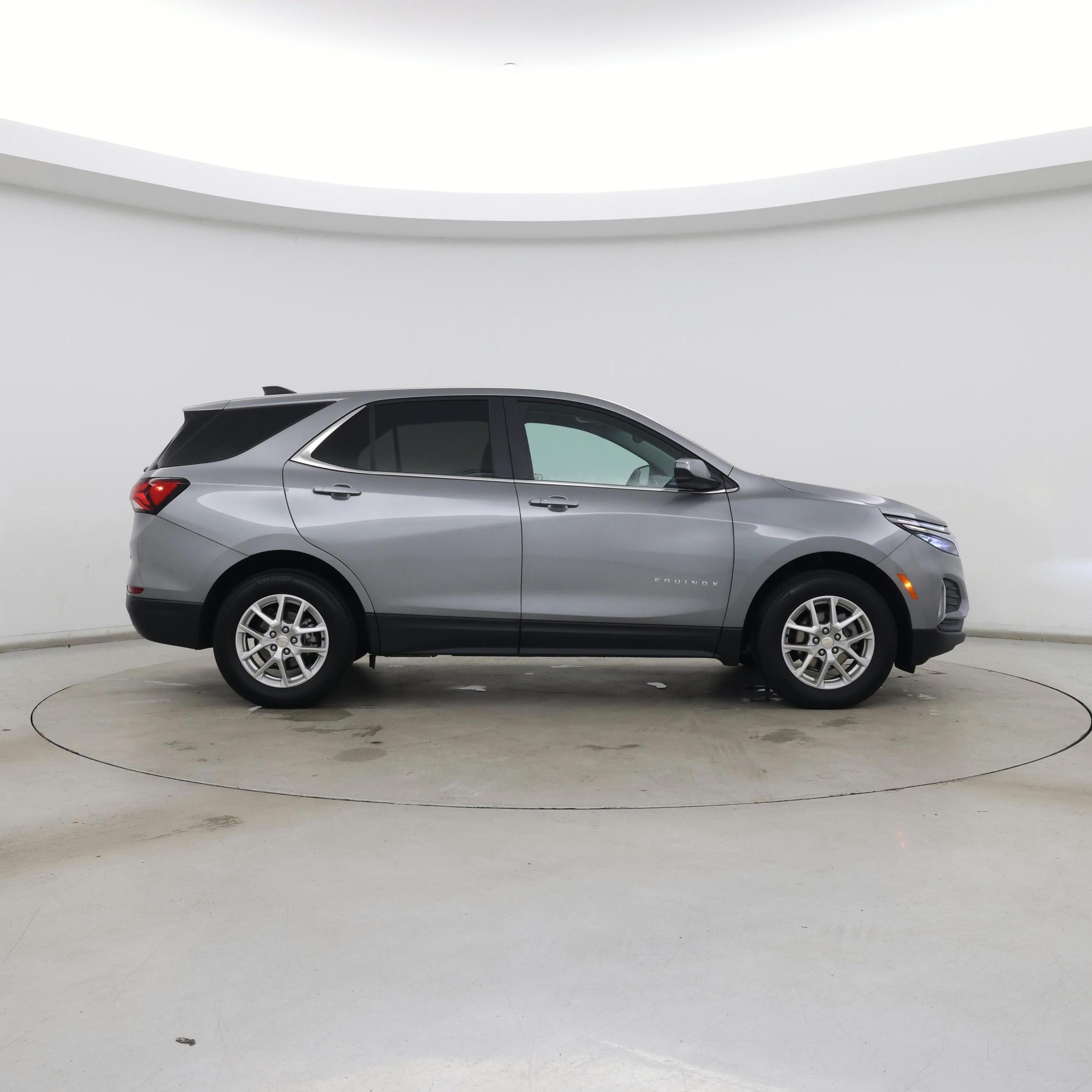 Thumbnail: 2023 Chevrolet Equinox - 7