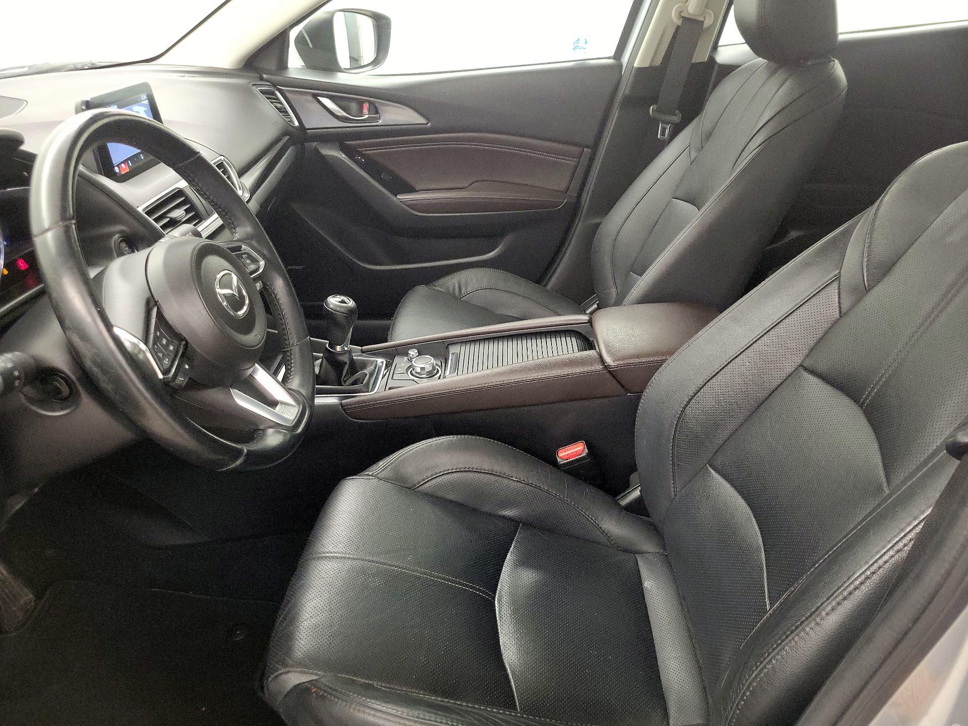 Thumbnail: 2018 Mazda Mazda3 - 11