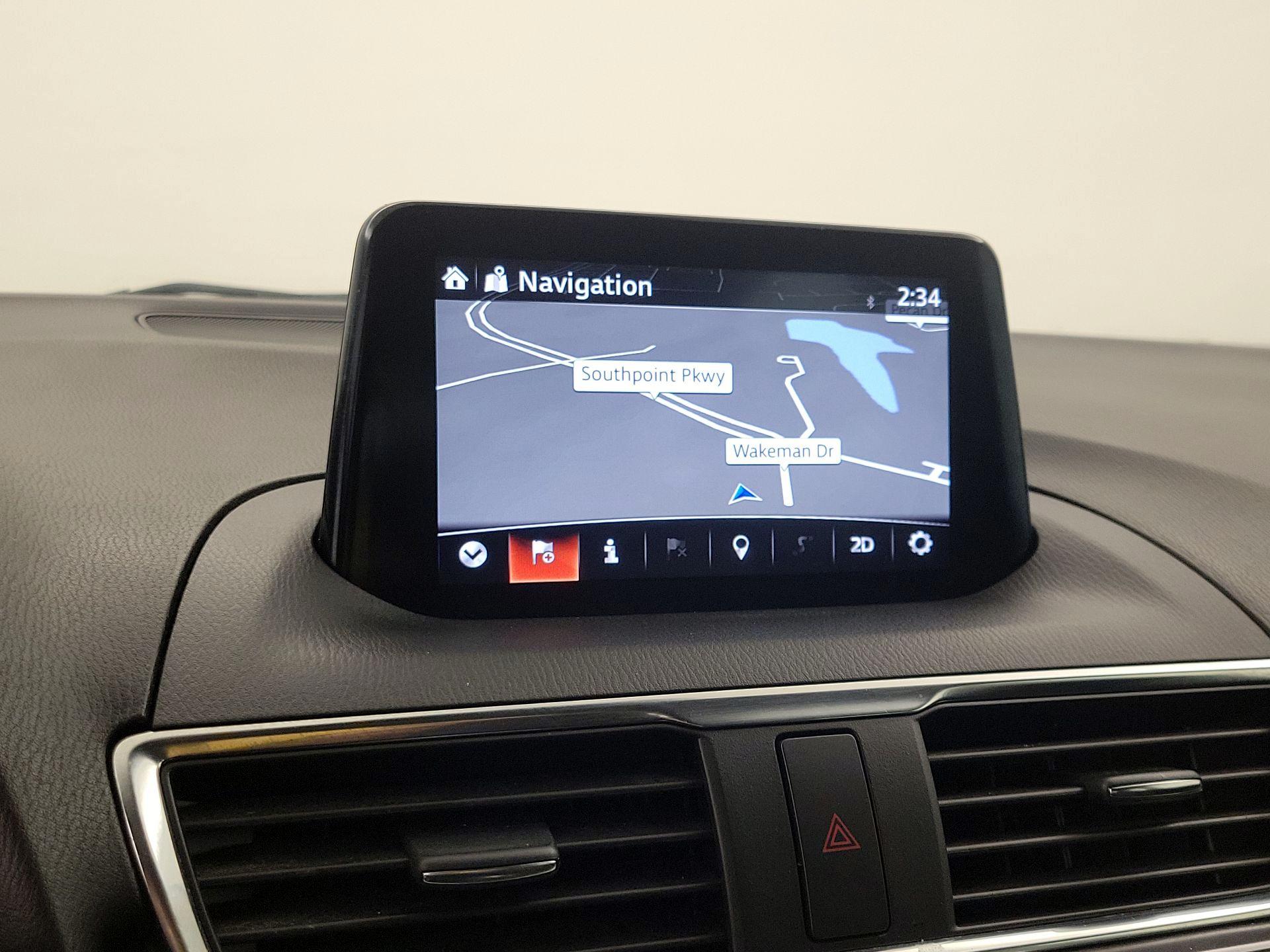 Thumbnail: 2018 Mazda Mazda3 - 14