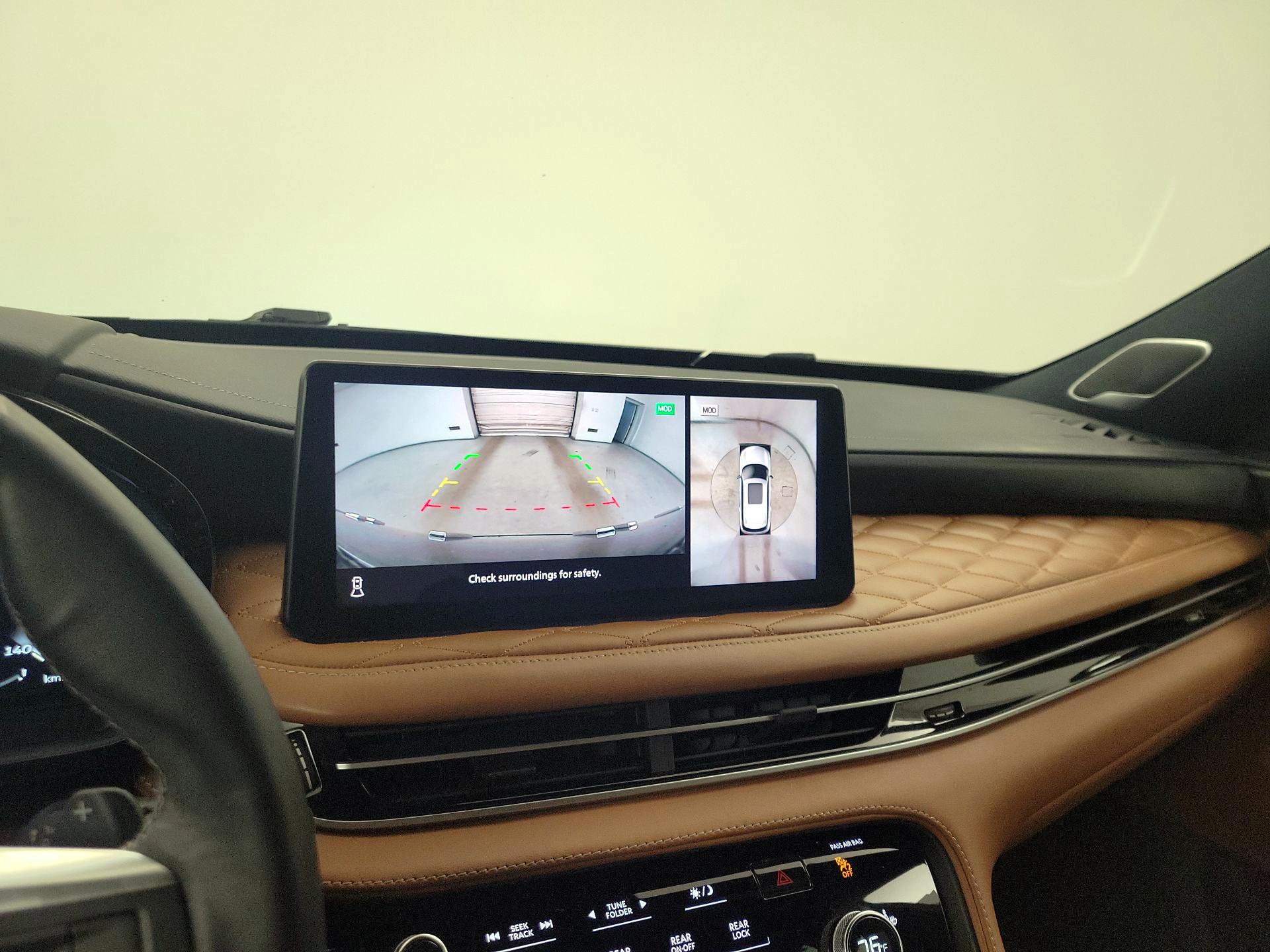 Thumbnail: 2022 INFINITI QX60 - 15