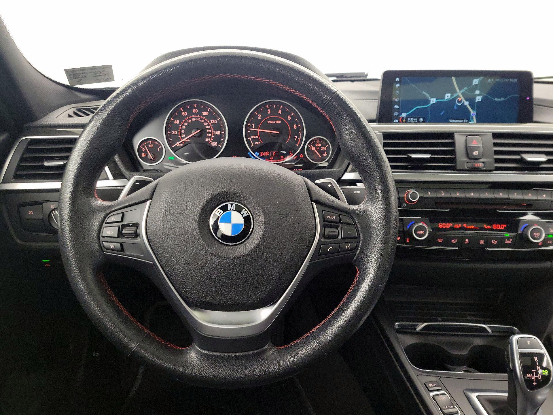 Thumbnail: 2018 BMW 3 Series - 10