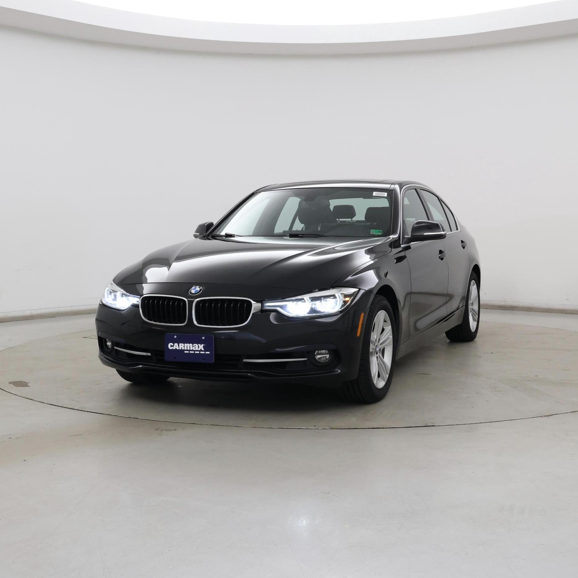 Thumbnail: 2018 BMW 3 Series - 4